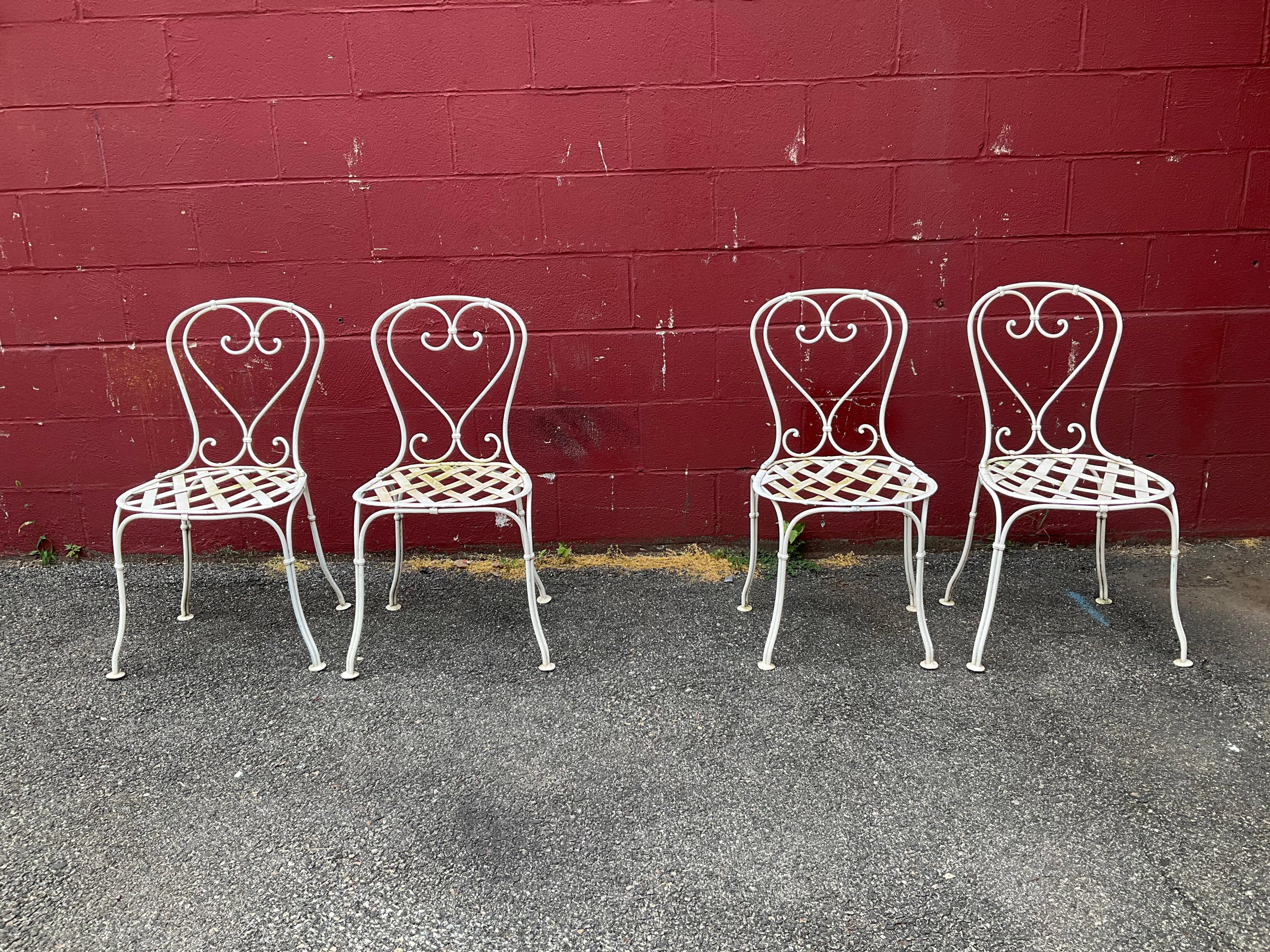 Set of Four French Painted Garden Chairs In Good Condition For Sale In Buchanan, NY