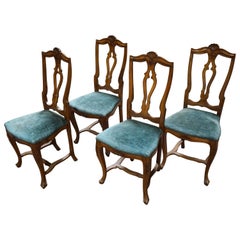 Ensemble de quatre chaises d'appoint françaises