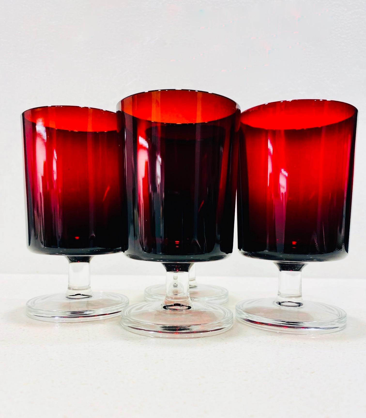 Hand-Crafted Set of Four French Vintage Stemware Glasses in Ruby Red, c. 1960s