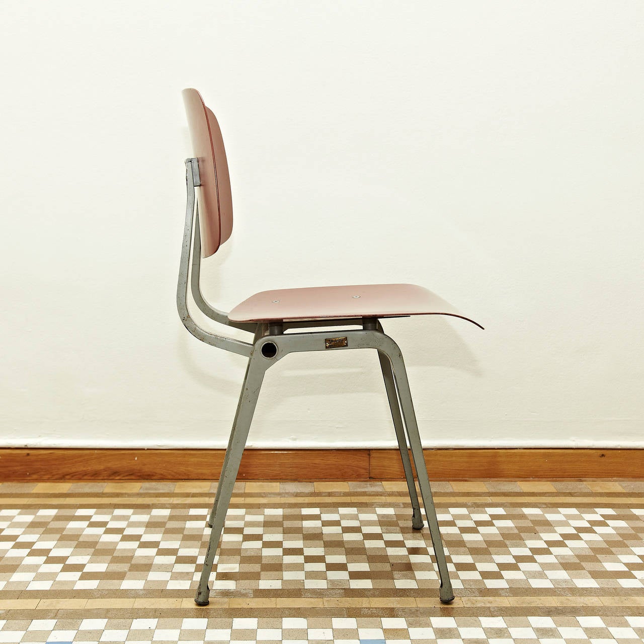 Set of Four Friso Kramer Revolt Chairs, 1953 In Good Condition In Barcelona, Barcelona