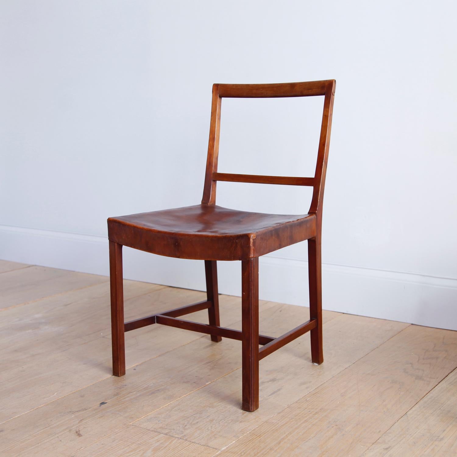 Set of Six Frits Henningsen Dining Chairs with Original Leather For Sale 2