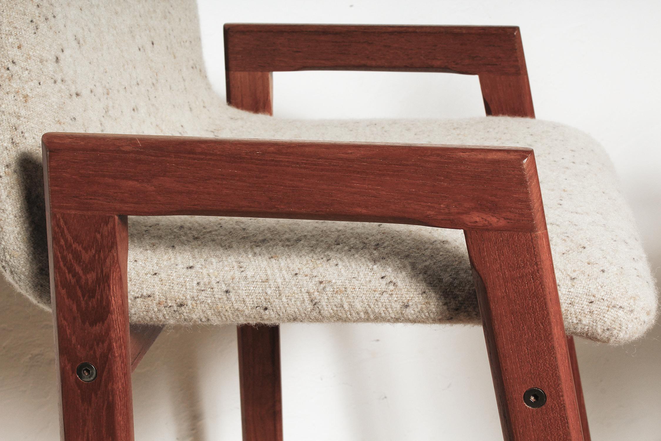 Set of Four Fully Restored Teak Bar Stools, Danish, 1960s 5