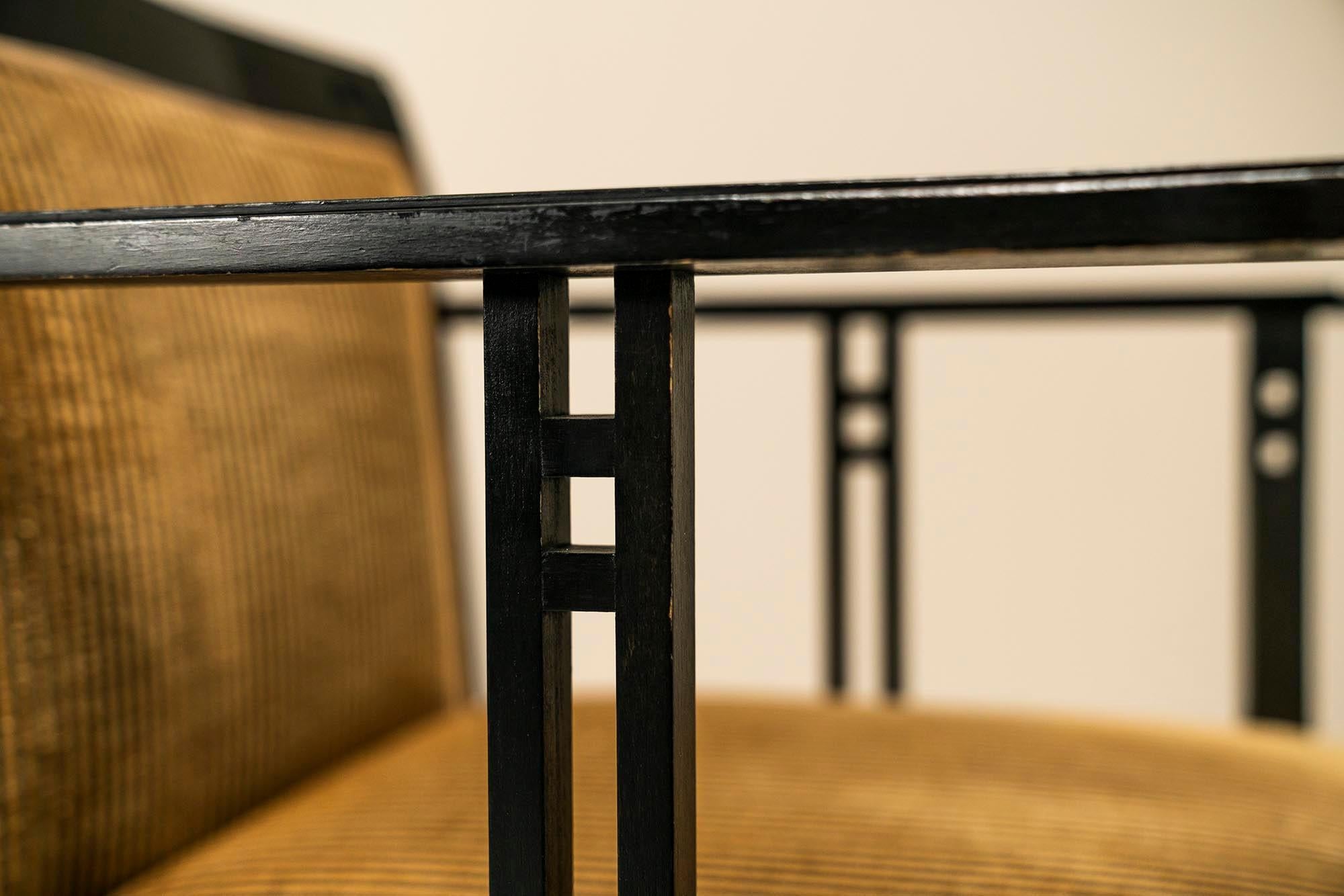 Set of Four “Galaxy” Dining Room Chairs by Umberto Asnago, Italy, 1980s 1