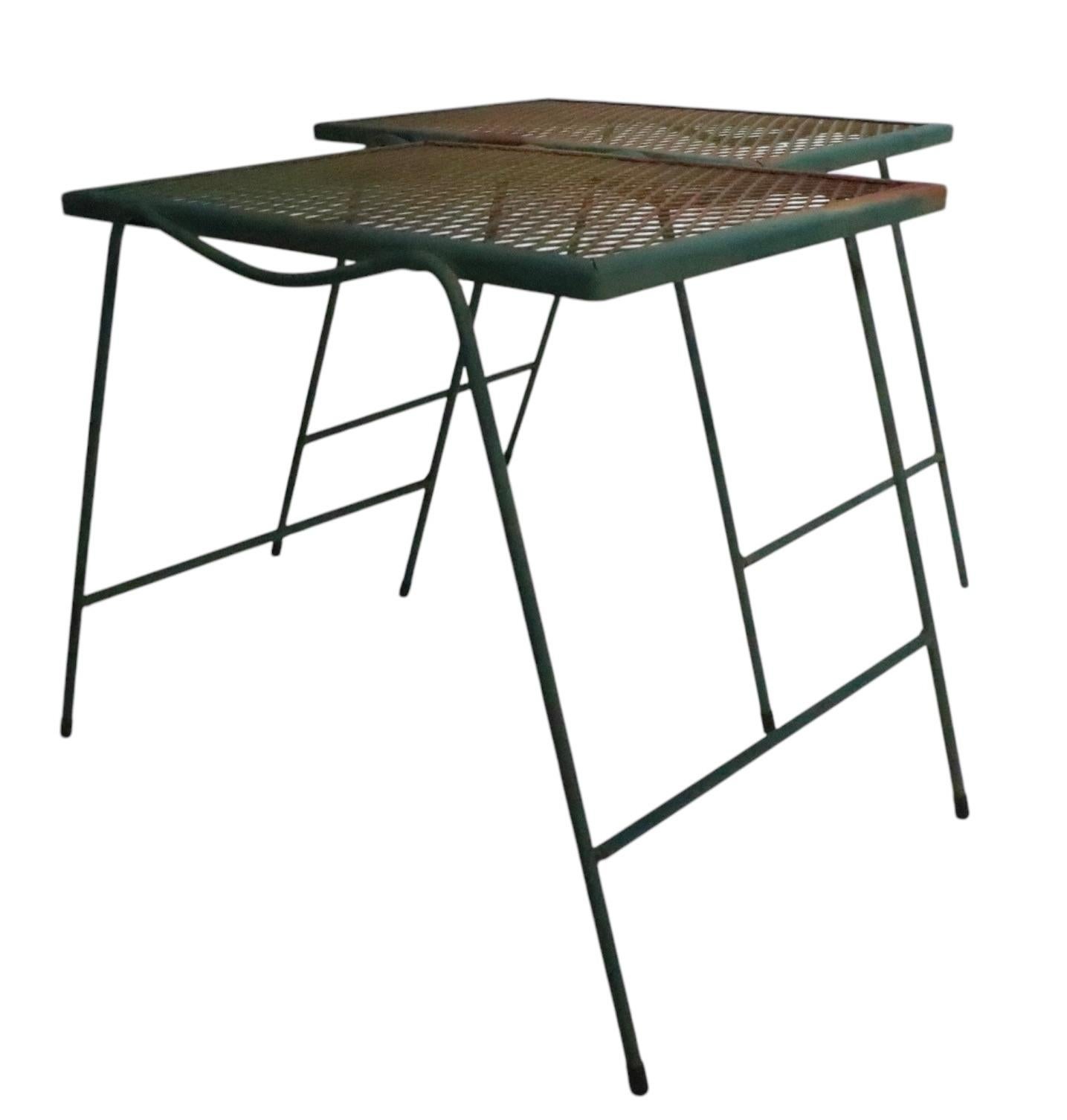 Set of Four Garden Patio Poolside Wrought Iron  Stacking Side Tables For Sale 11
