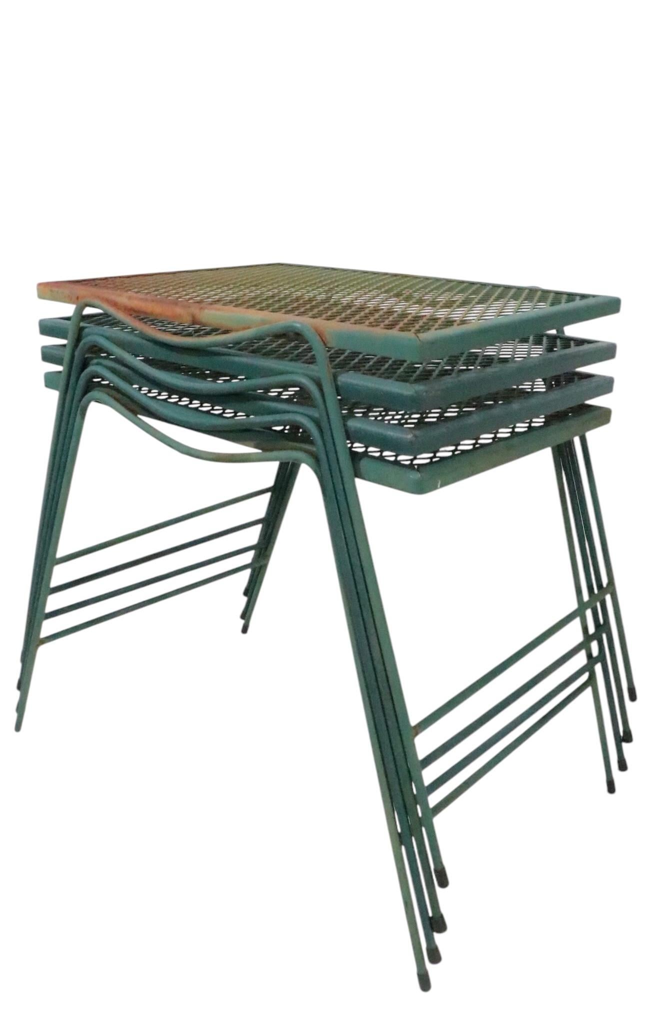 Set of Four Garden Patio Poolside Wrought Iron  Stacking Side Tables For Sale 3