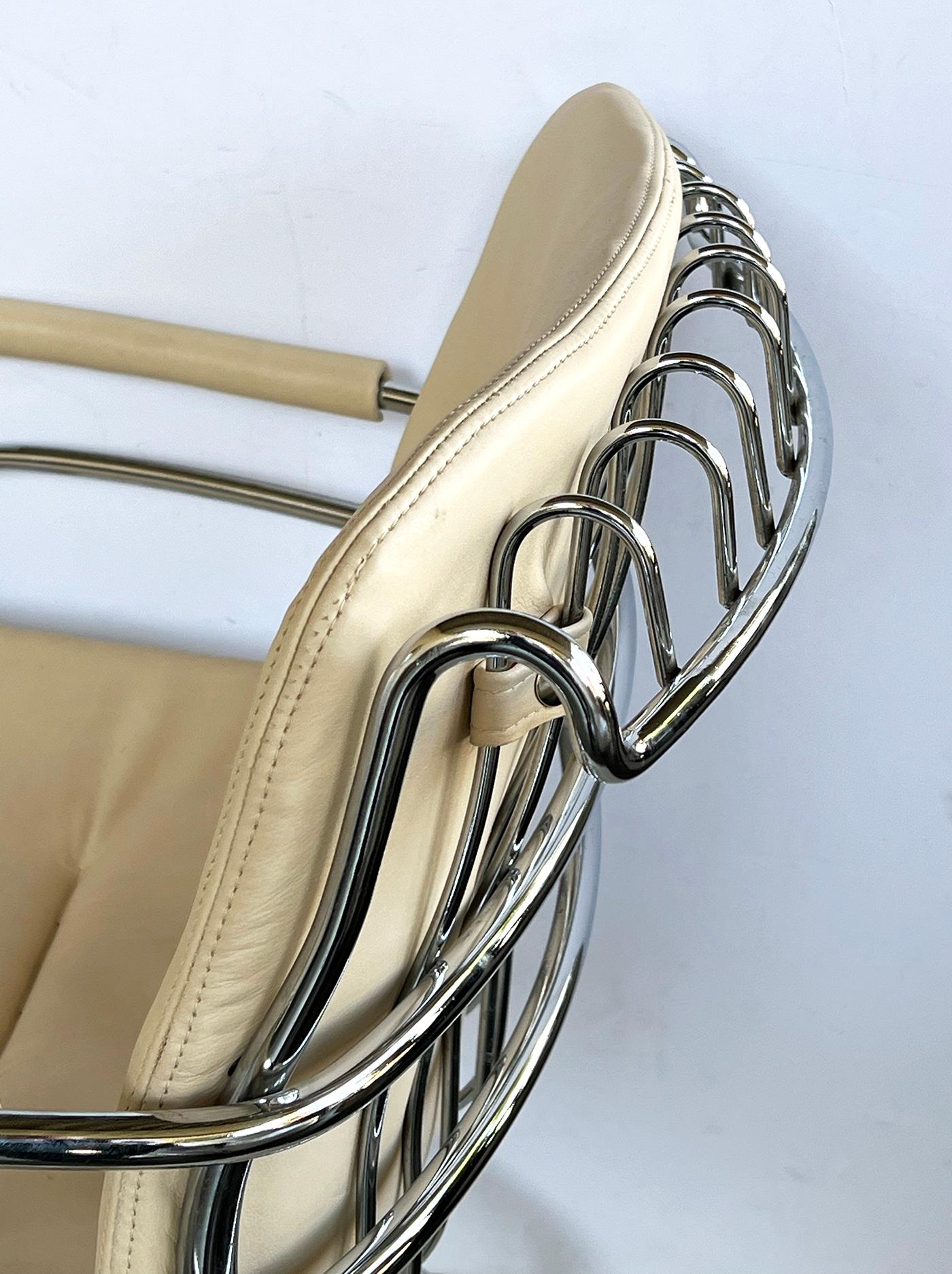 Set of Four Gastone Rinaldi for Rima Tubular Chrome Cantilever Arm Chairs In Good Condition For Sale In San Francisco, CA