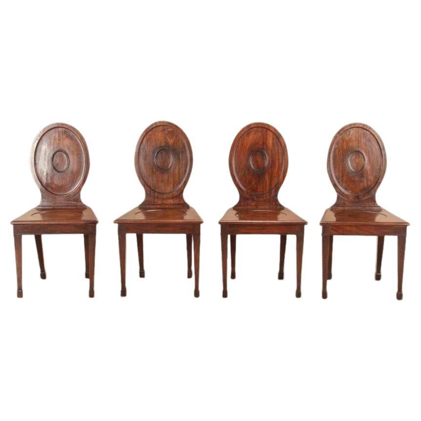 Set di quattro sedie da sala in mogano di Giorgio III in vendita