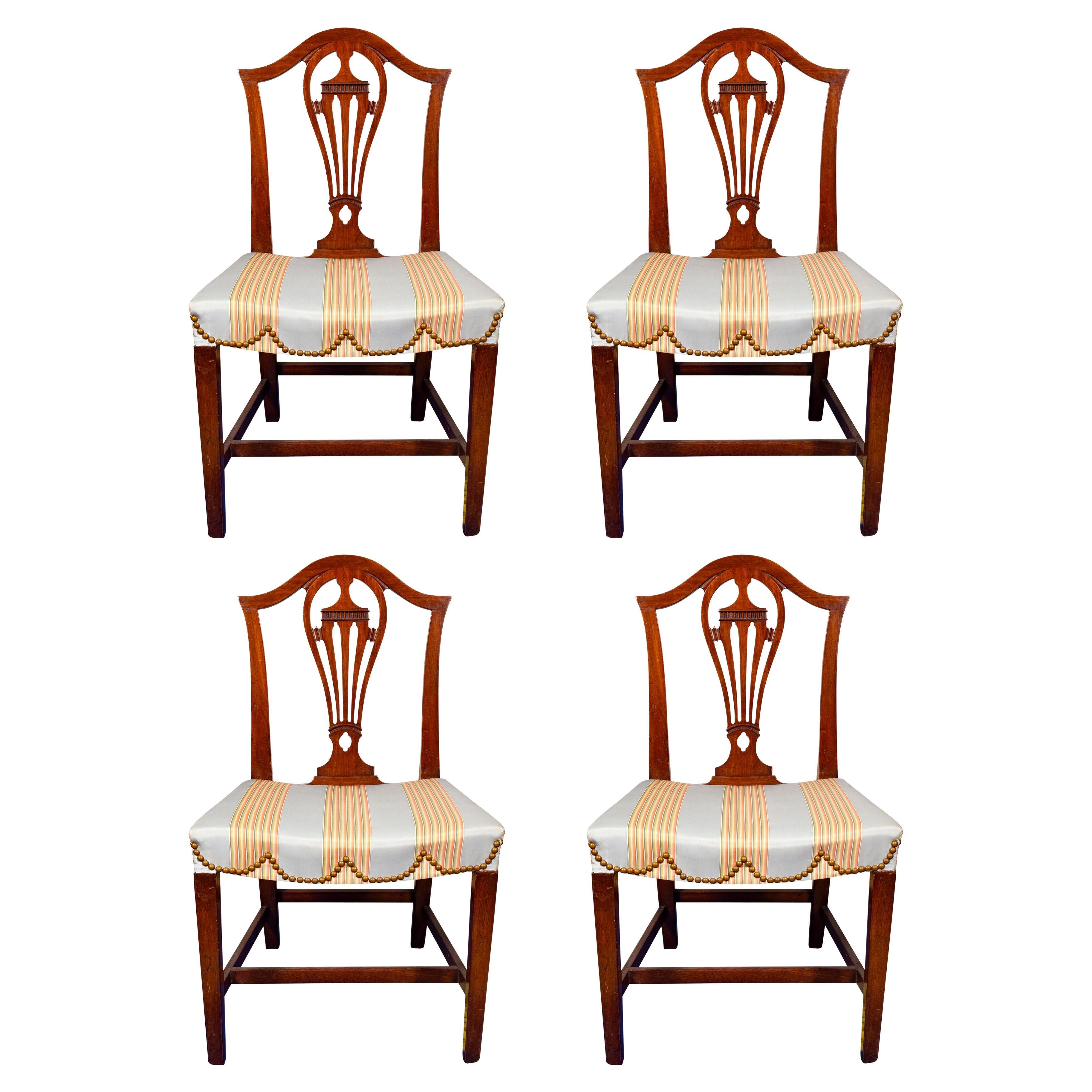 Set of Four George III Mahogany Side Chairs For Sale