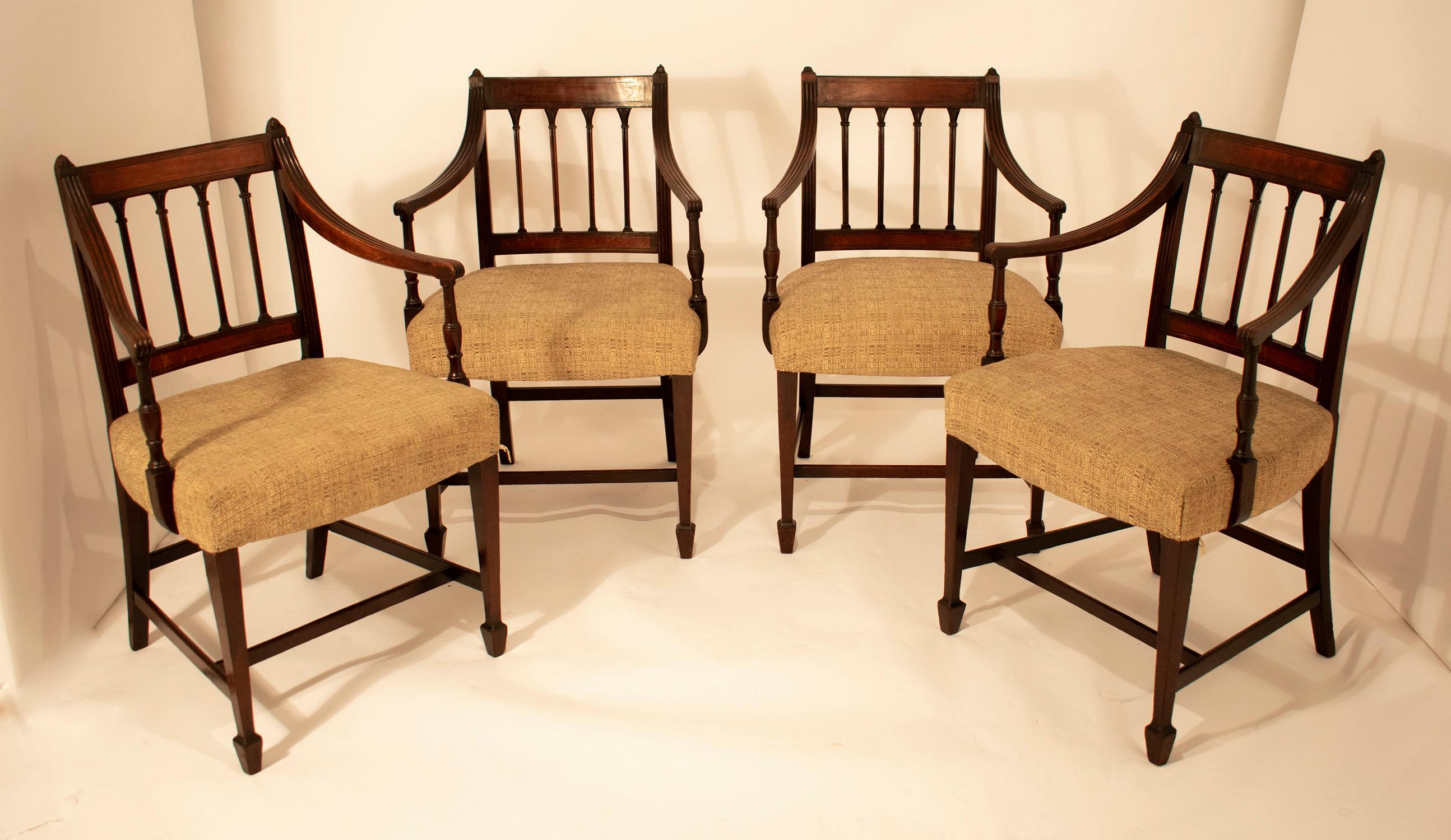 Set of four dining chairs. George III, circa 1790.
They are made in walnut and the textile is from the 1990s.
Including carvers with satinwood inlay to the curved bar backs.
Bought in London in the 1980s at Christie's auction