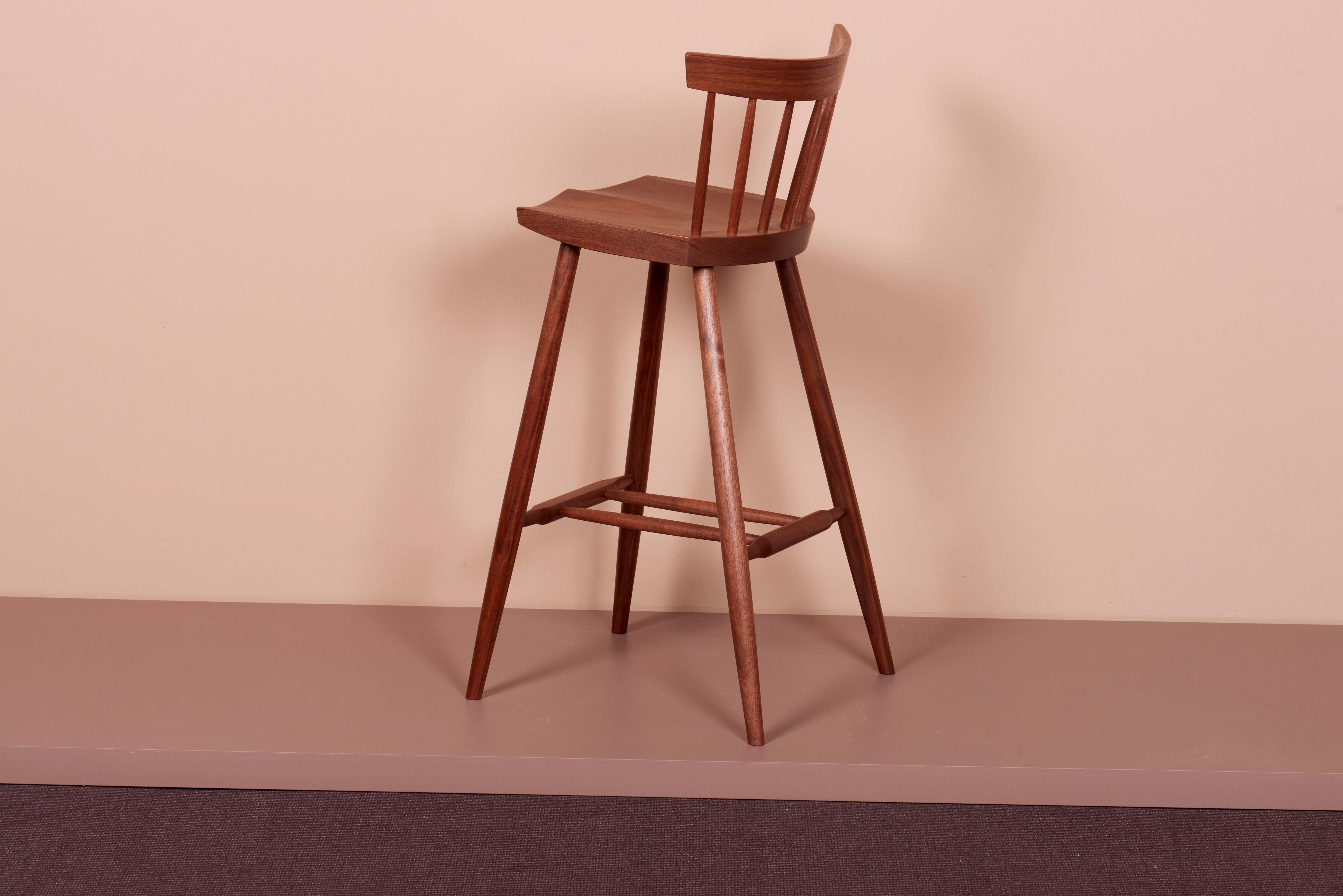 Noyer Four Mira Nakashima 4-Legged High Chairs based on a design by George Nakashima en vente