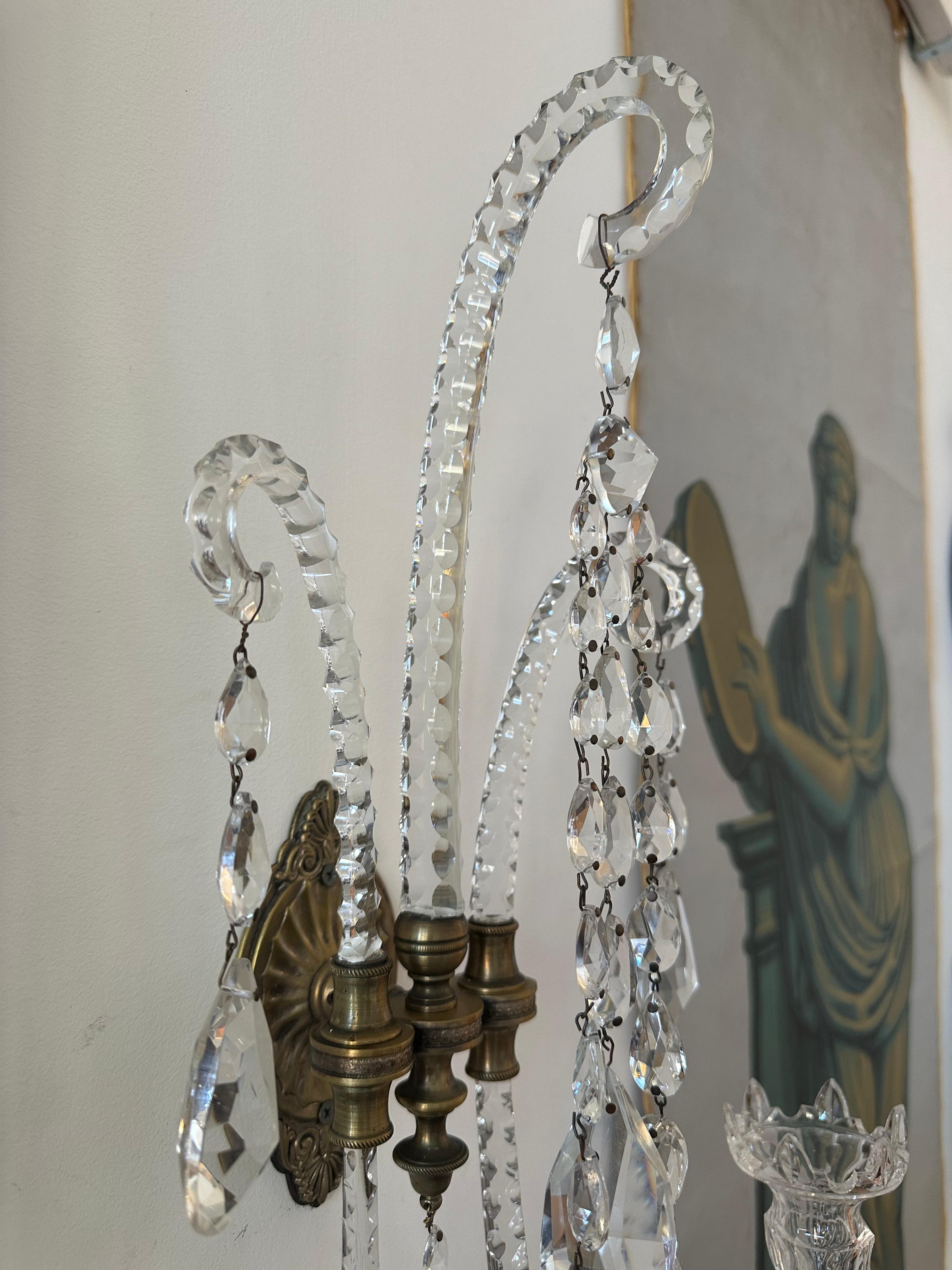 Set di quattro lampade da parete georgiane in cristallo finemente tagliato in vendita 7