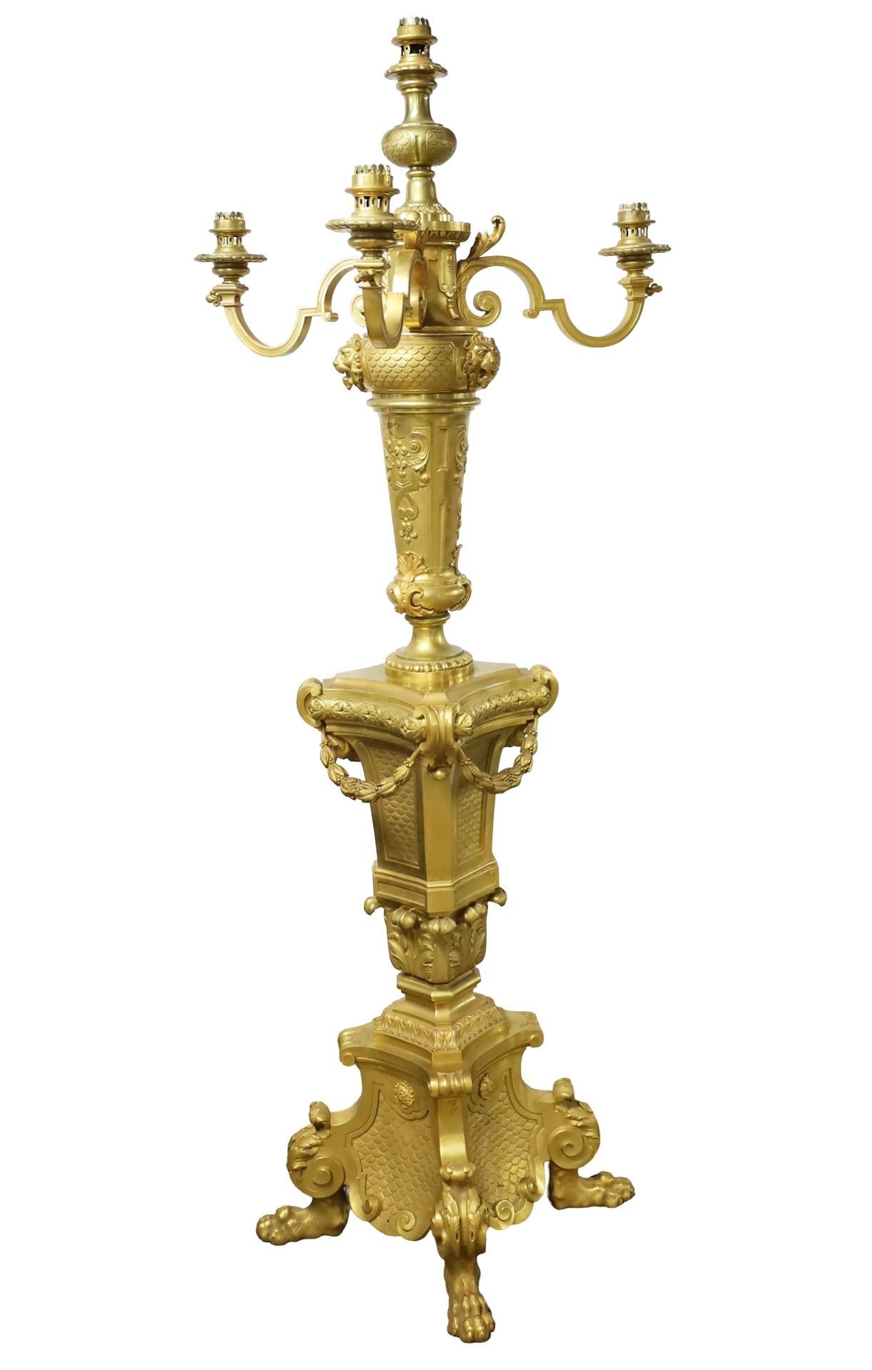 Set of Four Georgian Gilt Bronze Palace Torchieres (Europäisch) im Angebot