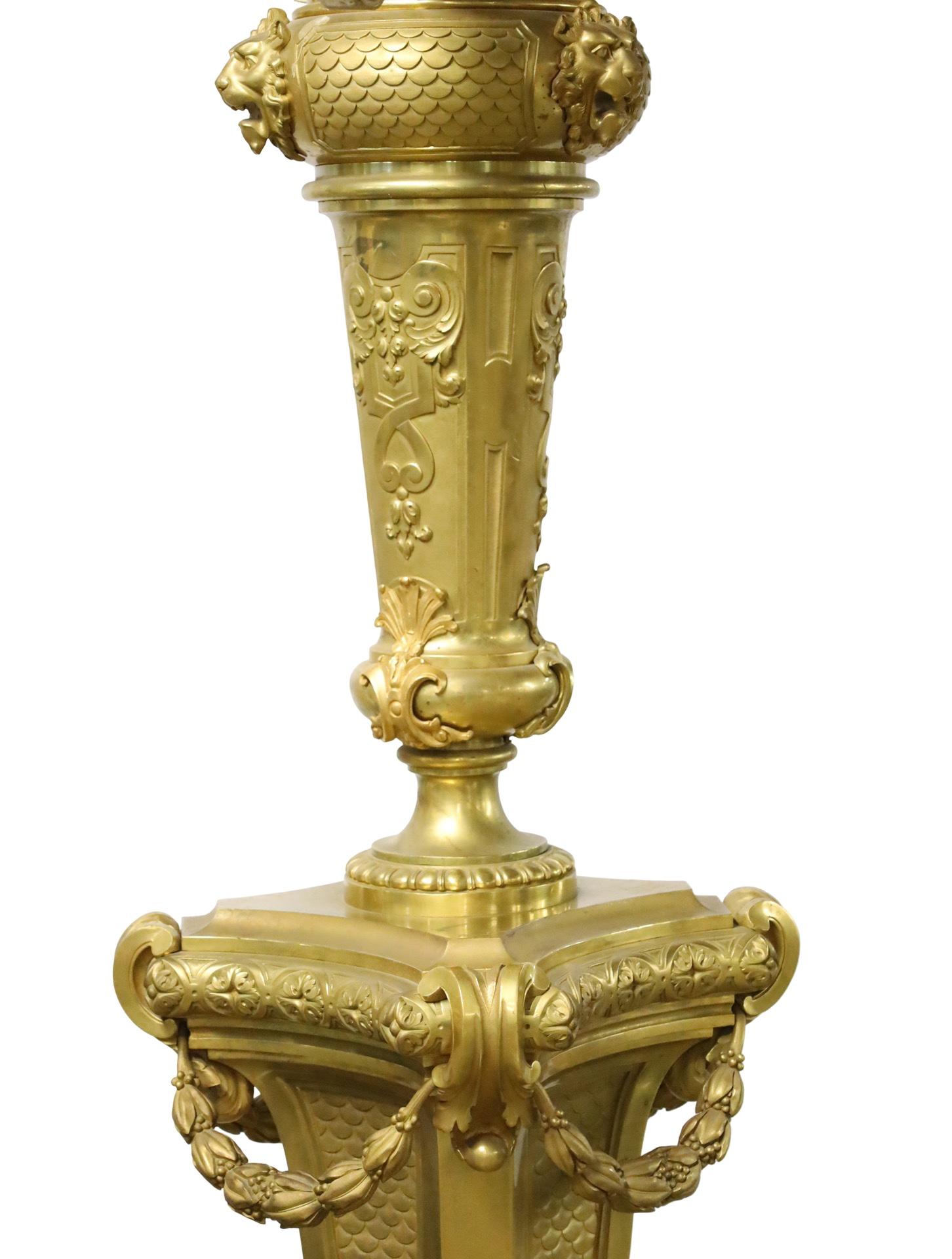 Set of Four Georgian Gilt Bronze Palace Torchieres im Angebot 2