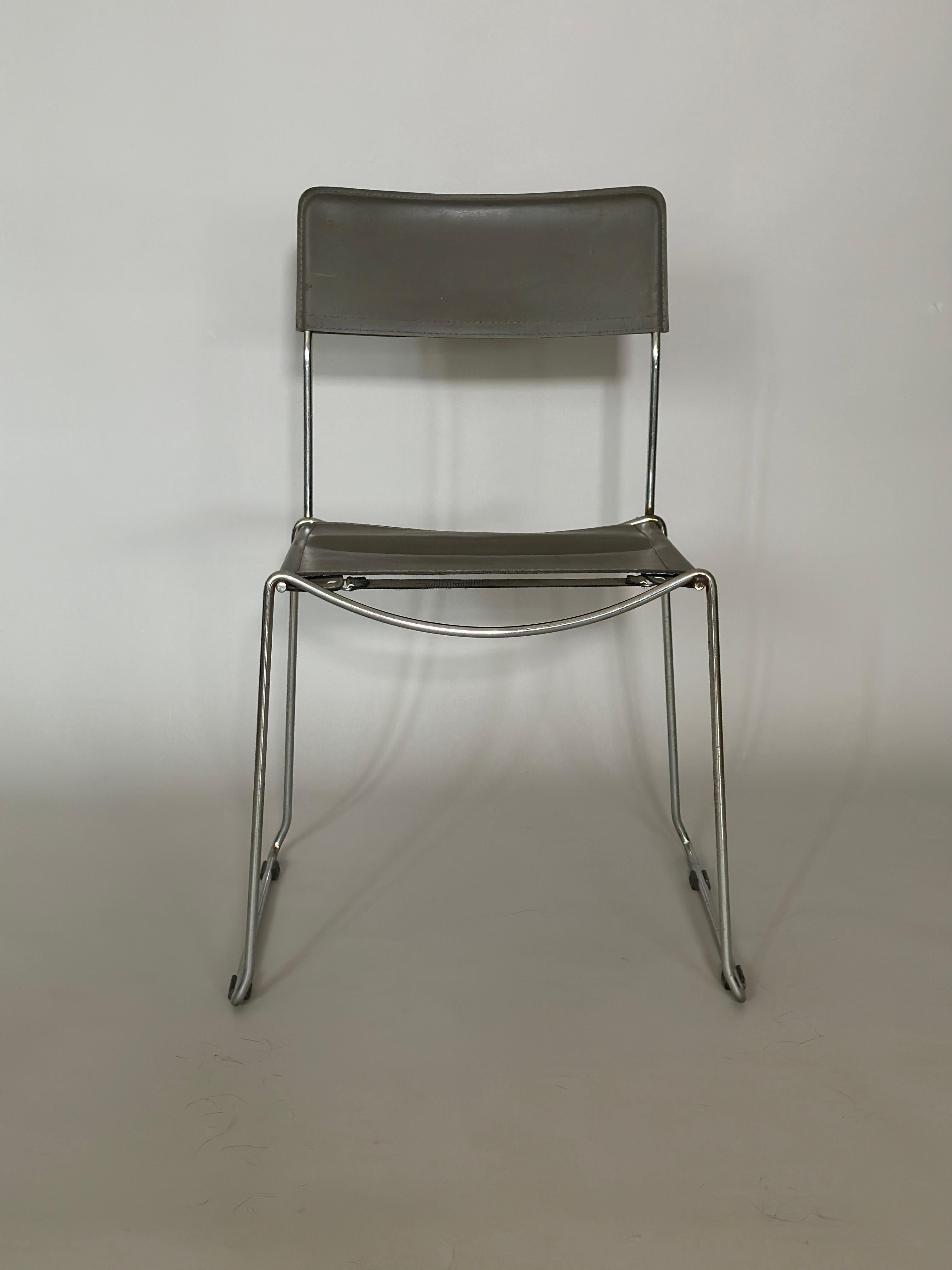 Mid-Century Modern Set of Four Giandomenico Belotti chair 1970s For Sale
