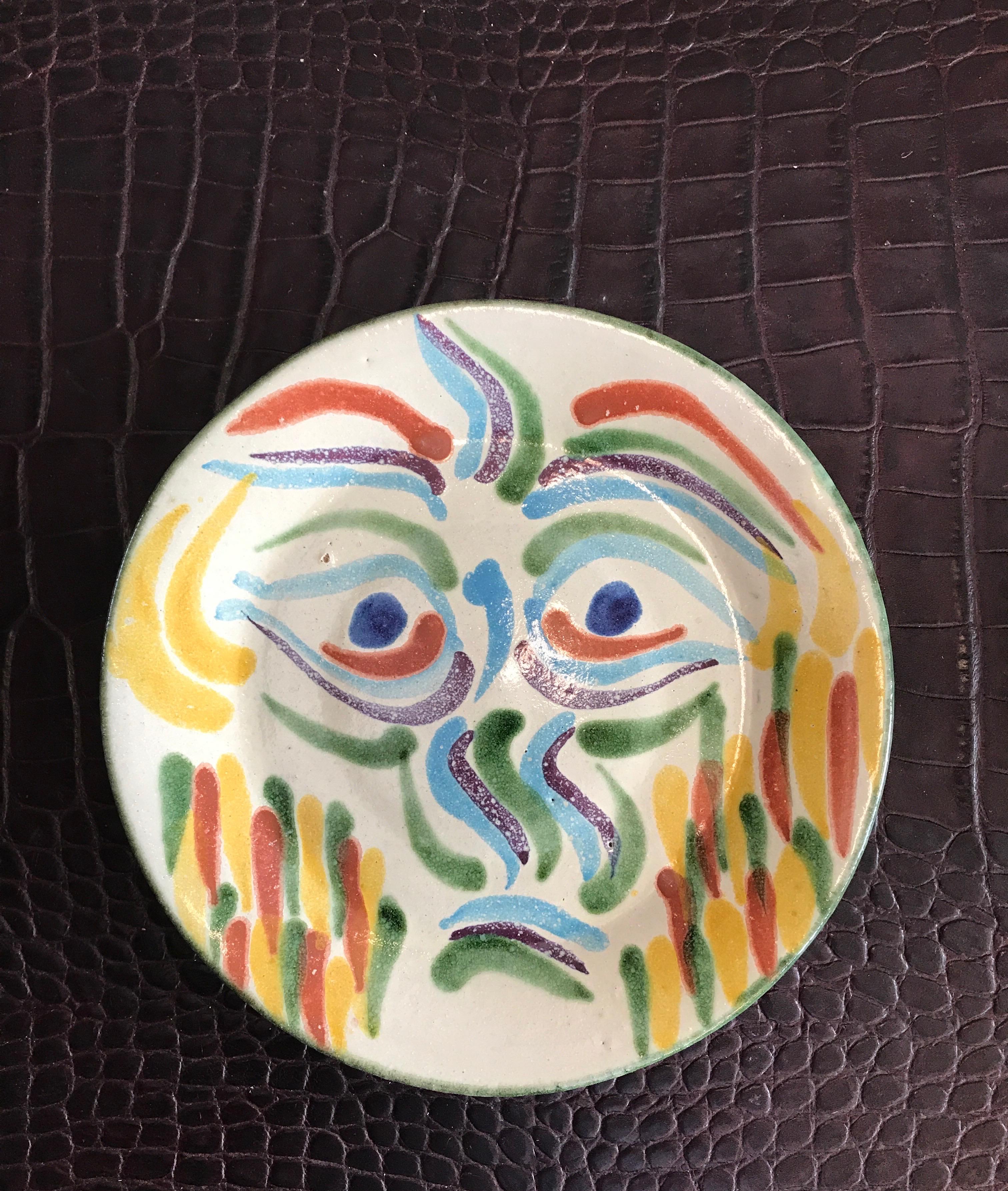 Set of Four Glazed Pottery Plates in the Style of Picasso In Good Condition In West Palm Beach, FL