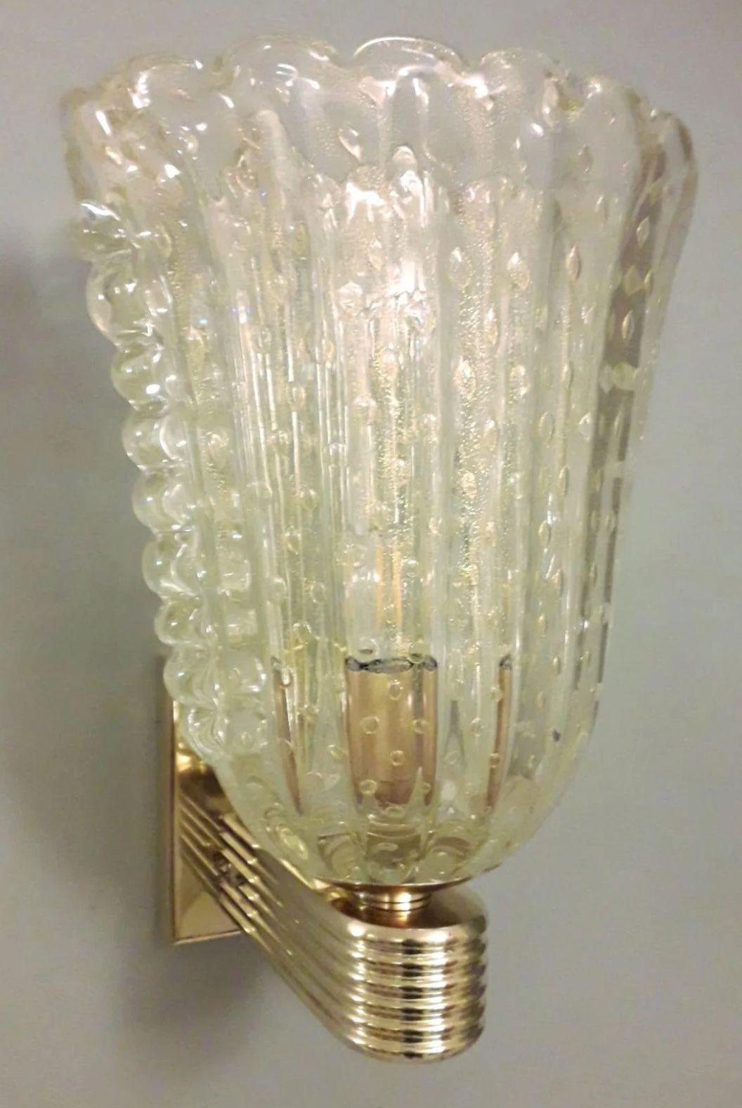 Juego de cuatro apliques de Murano Bollicine dorados de Barovier e Toso. Italia, años 50. mediados del siglo XX en venta