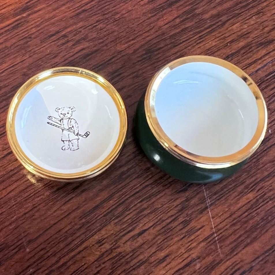 Juego de cuatro cajas de esmalte con tema de golf - Halcyon Days & Limoges Coleccionables en venta 5