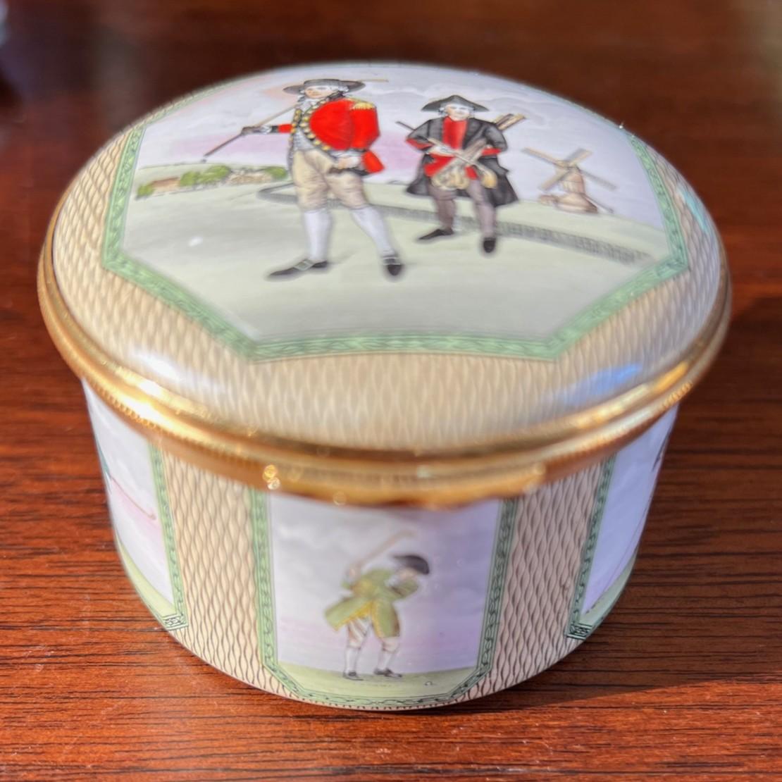 Juego de cuatro cajas de esmalte con tema de golf - Halcyon Days & Limoges Coleccionables De campo en venta