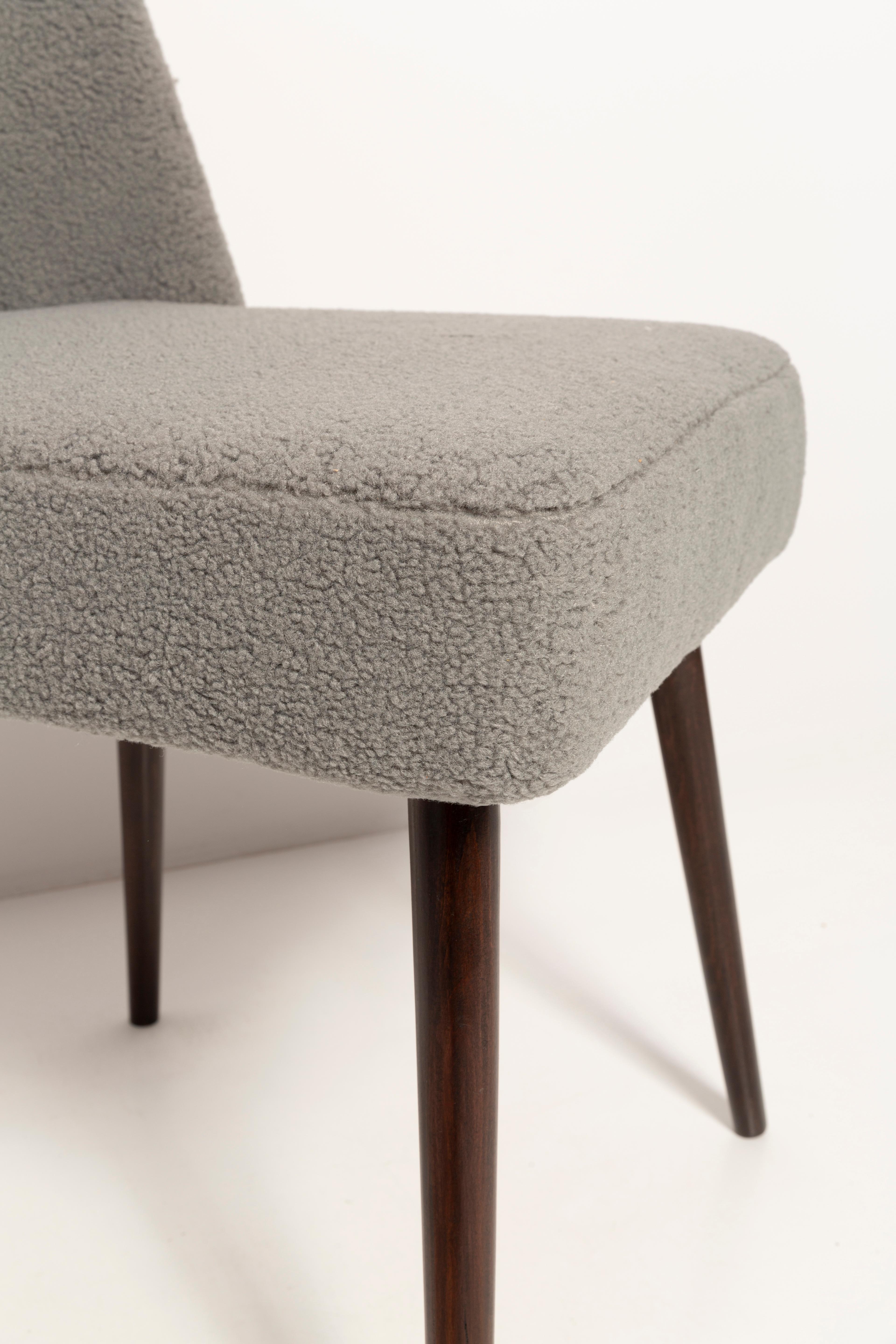 Set of Four Gray Boucle 'Shell' Chairs, Europe, 1960s In Excellent Condition For Sale In 05-080 Hornowek, PL