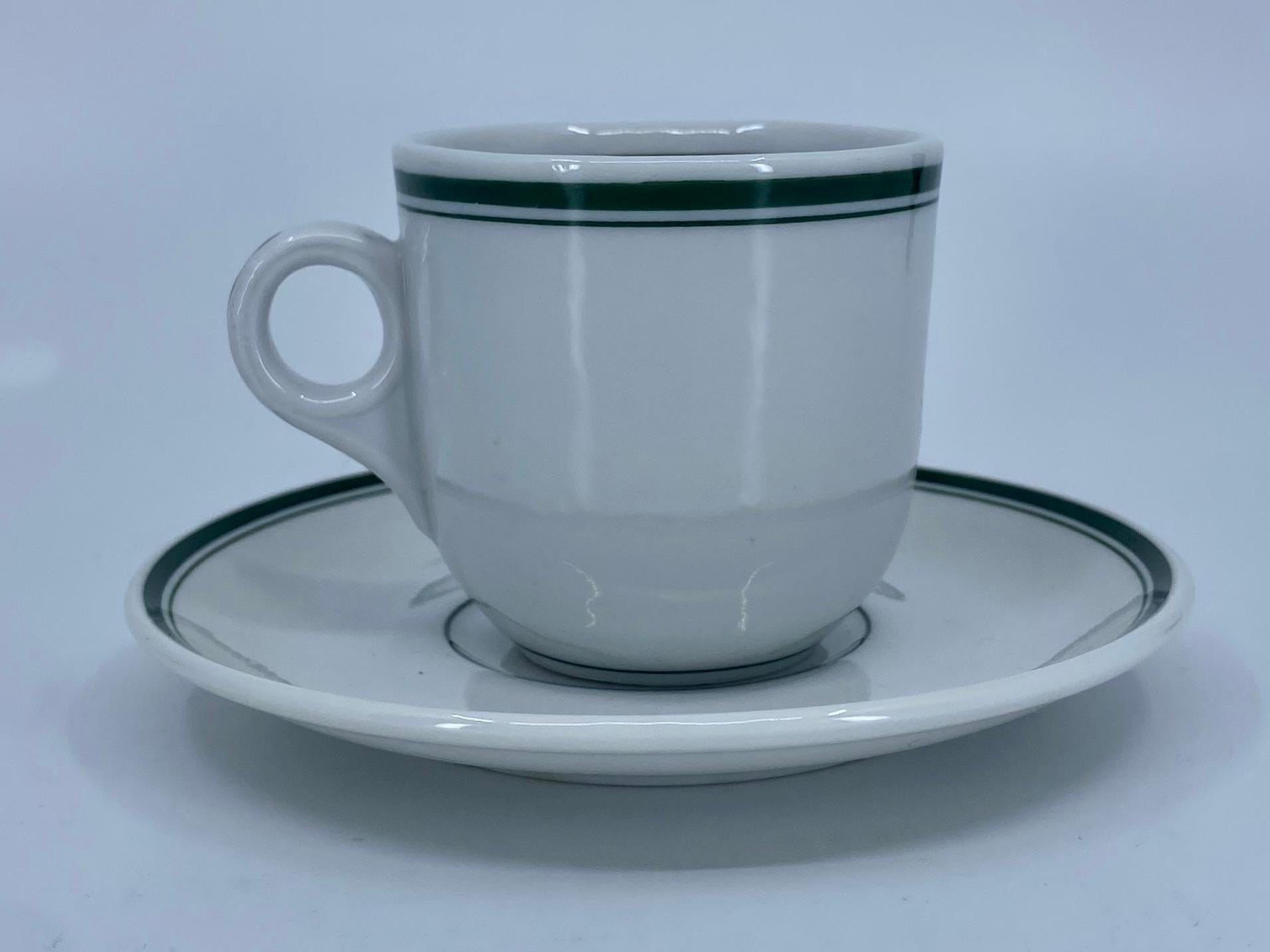 Allemand Ensemble de quatre tasses à espresso et soucoupes à bandes vertes et blanches en vente