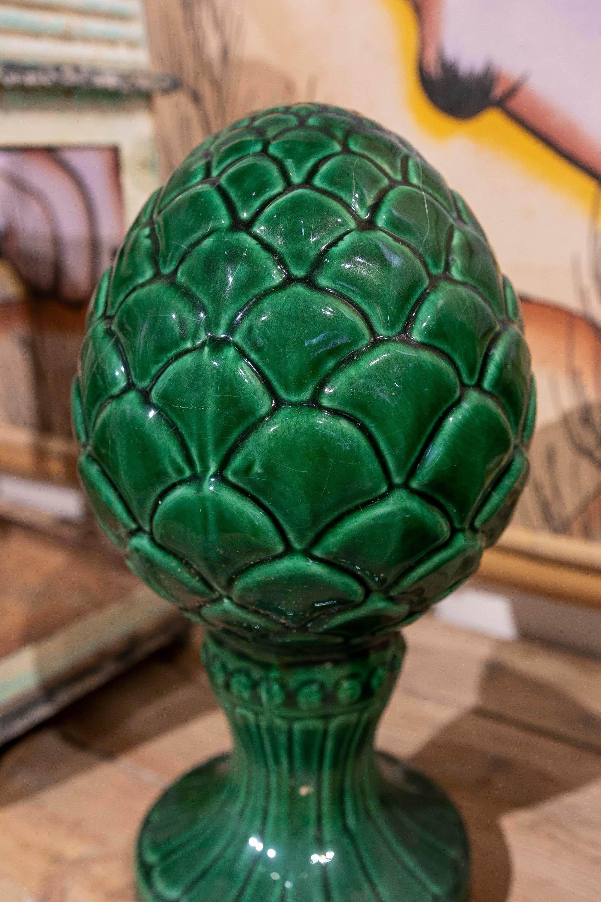 Set of Four Green Glazed Ceramic Finials in the Shape of Pineapples For Sale 7
