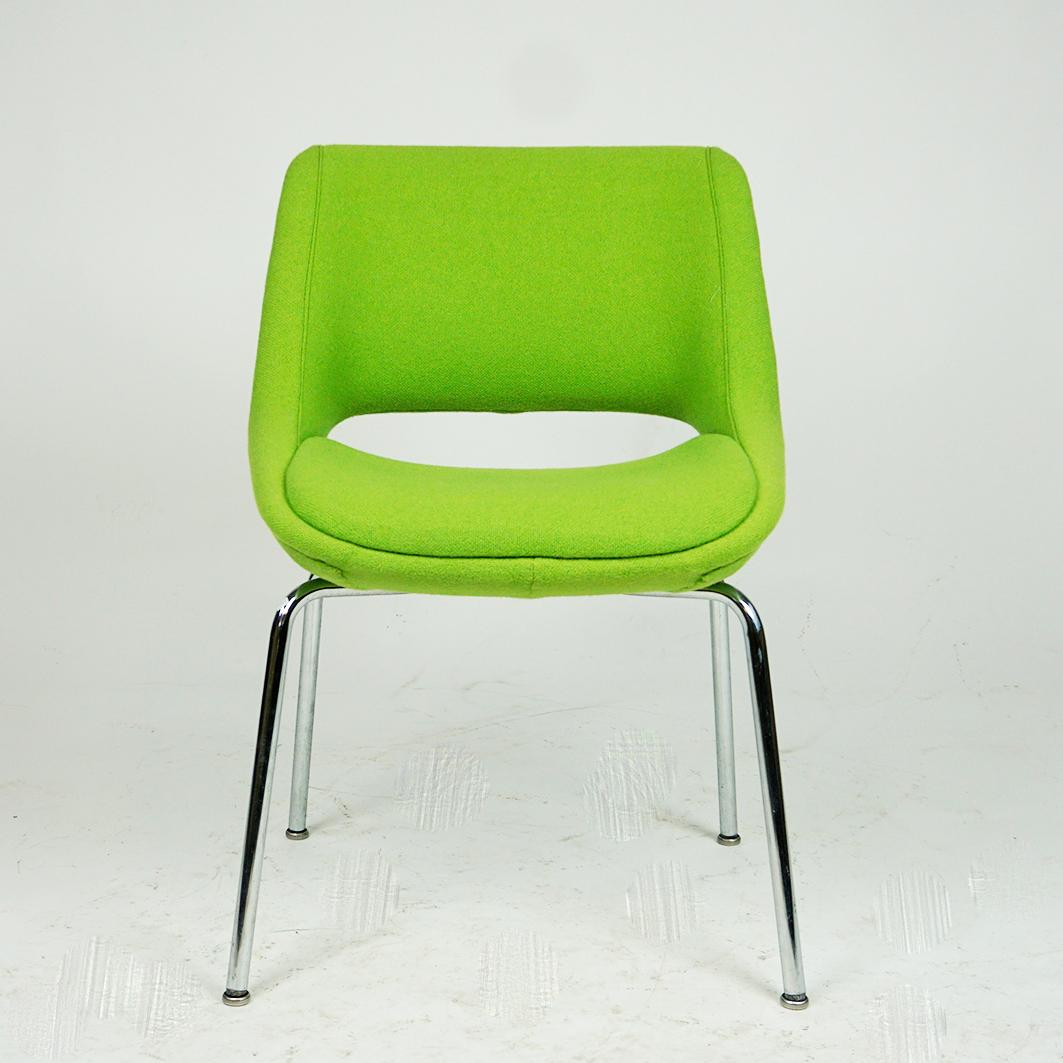 Set of Four green Kilta Chairs by Olli Mannermaa for Martela Oy Finland In Good Condition For Sale In Vienna, AT