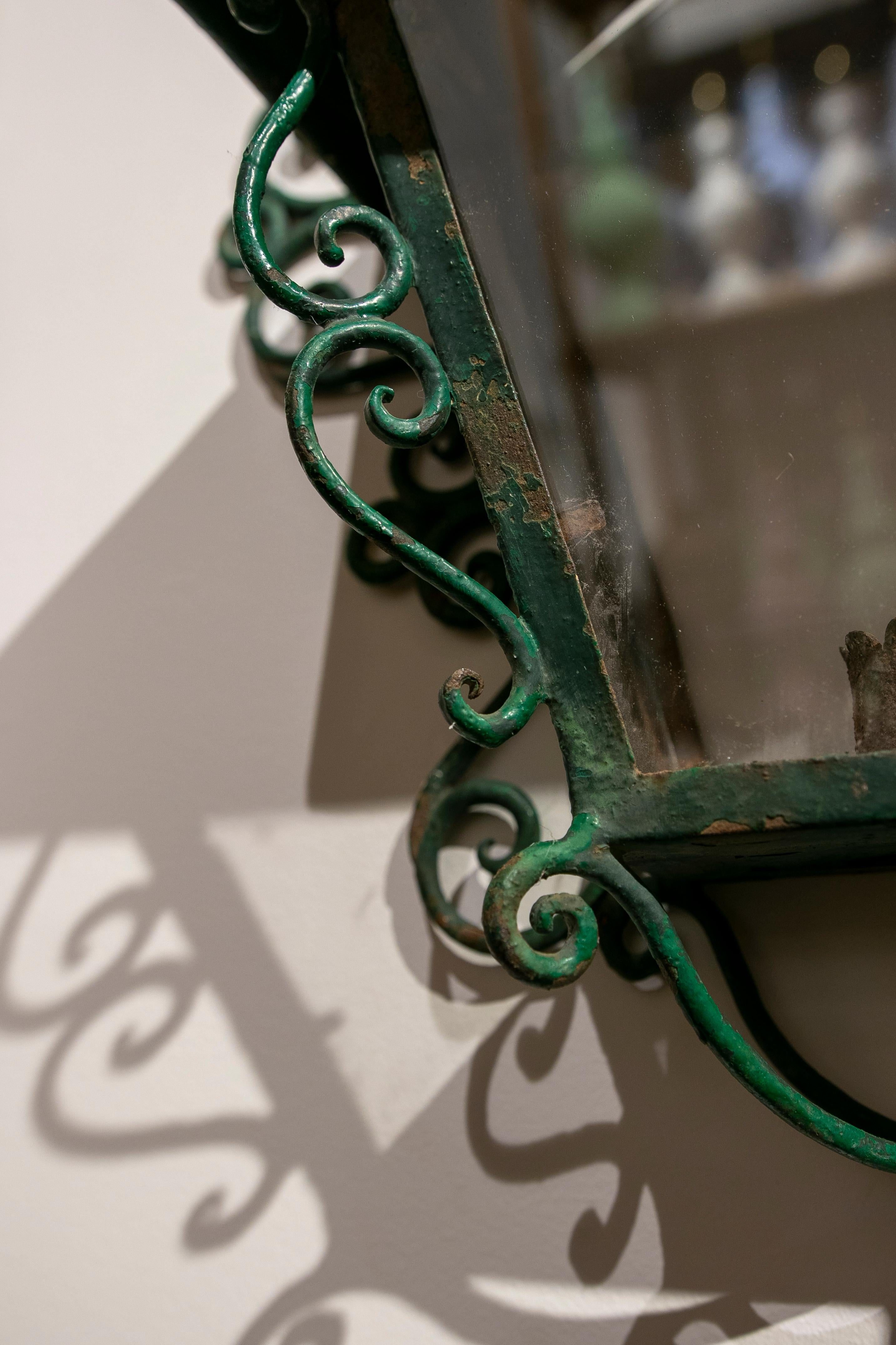 Set of Four Green Painted Iron Wall Lanterns In Good Condition In Marbella, ES