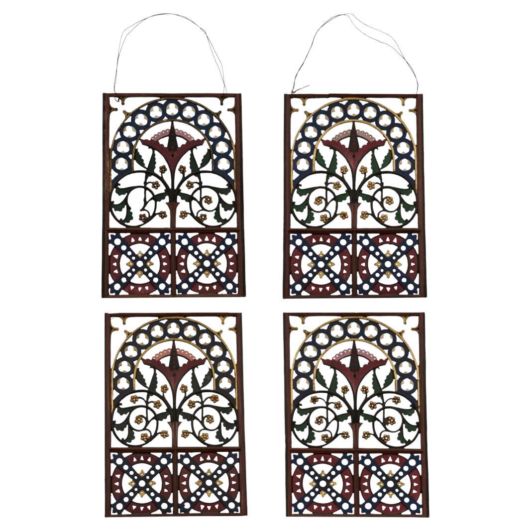 Satz von vier Gittern, CIRCA 1865, John Pollard Seddon (1827-1906) zugeschrieben im Angebot