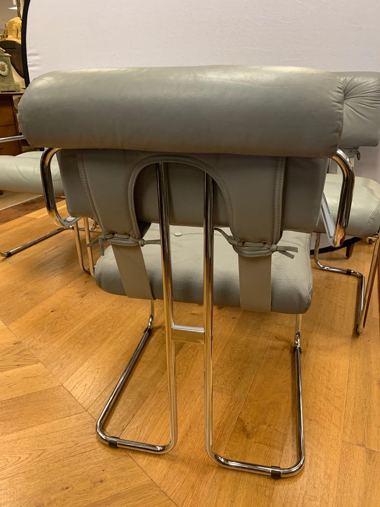 Set of Four Guido Faleschini Tucroma Gray Leather and Chrome Chairs Mariani Pace In Fair Condition For Sale In West Hartford, CT