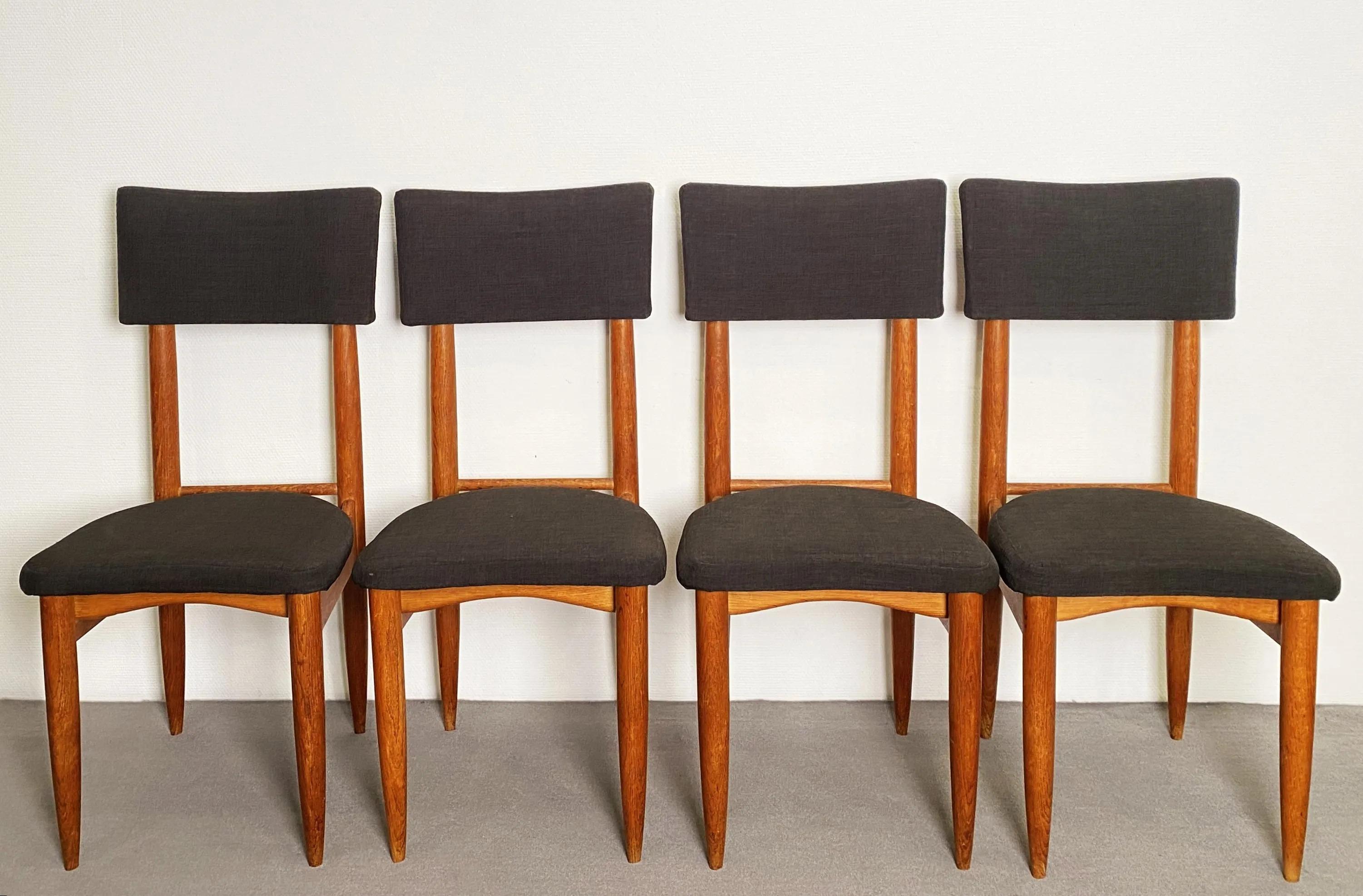 set of four chairs edition votre maison by Guillerme et chambrons 