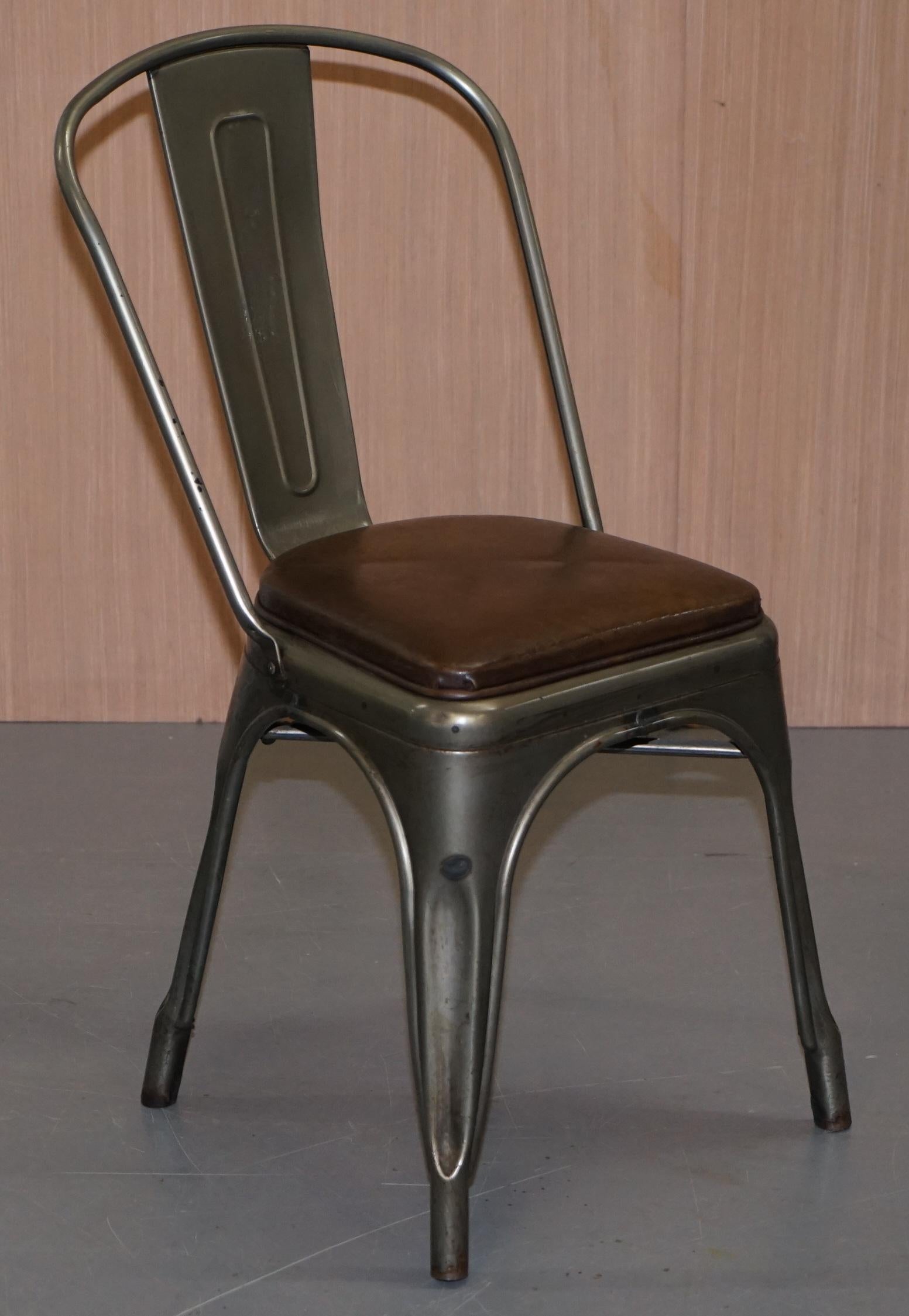 Set of Four Gun Metal Grey Stacking Chairs Tolix V2 with Upholstered Seat Pad 10