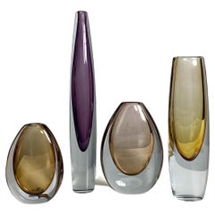 Ensemble de quatre vases en cristal Strmbergshyttan de Gunnar Nylund &amp; Asta Strmberg, Suède