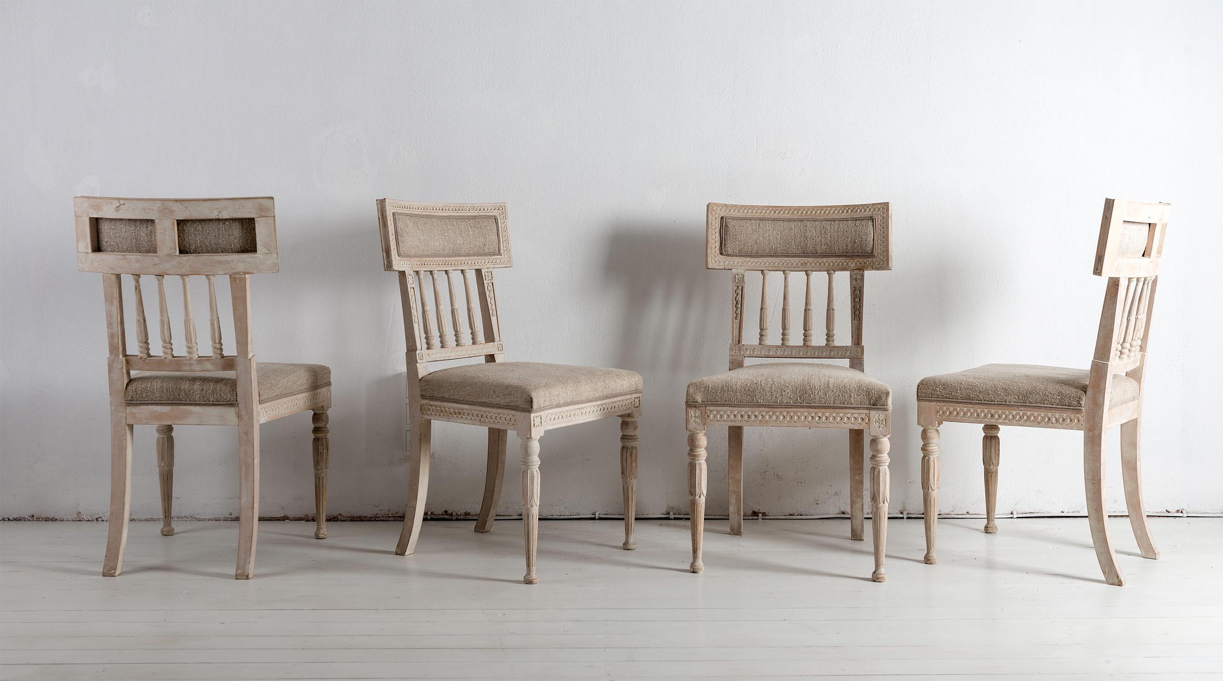 A set of Gustavian dining chairs, 19th century. Very elegant design.