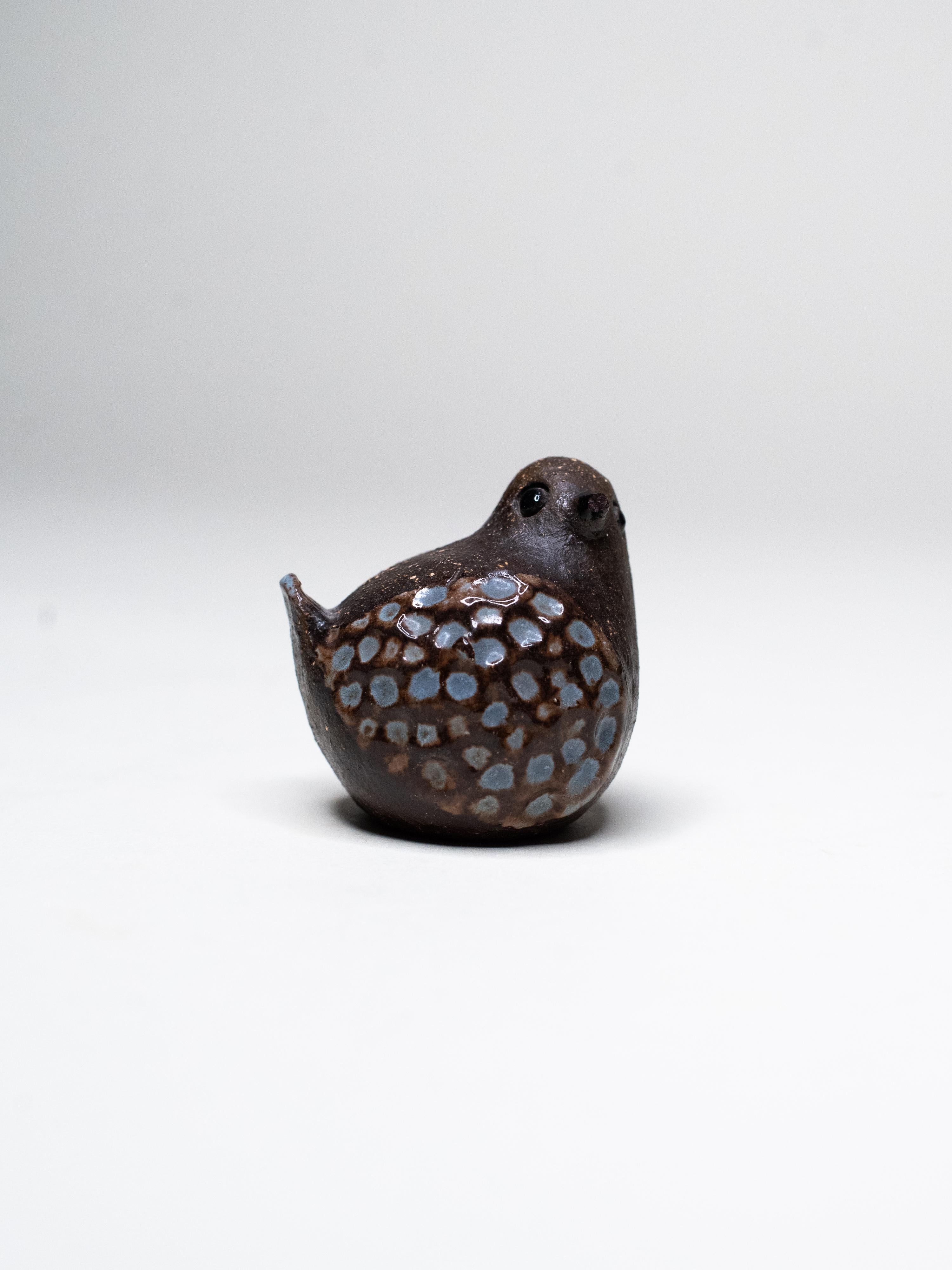 Set of Four Hand-Signed Stoneware Birds by Bengt Wall, Sweden, 1970s For Sale 4