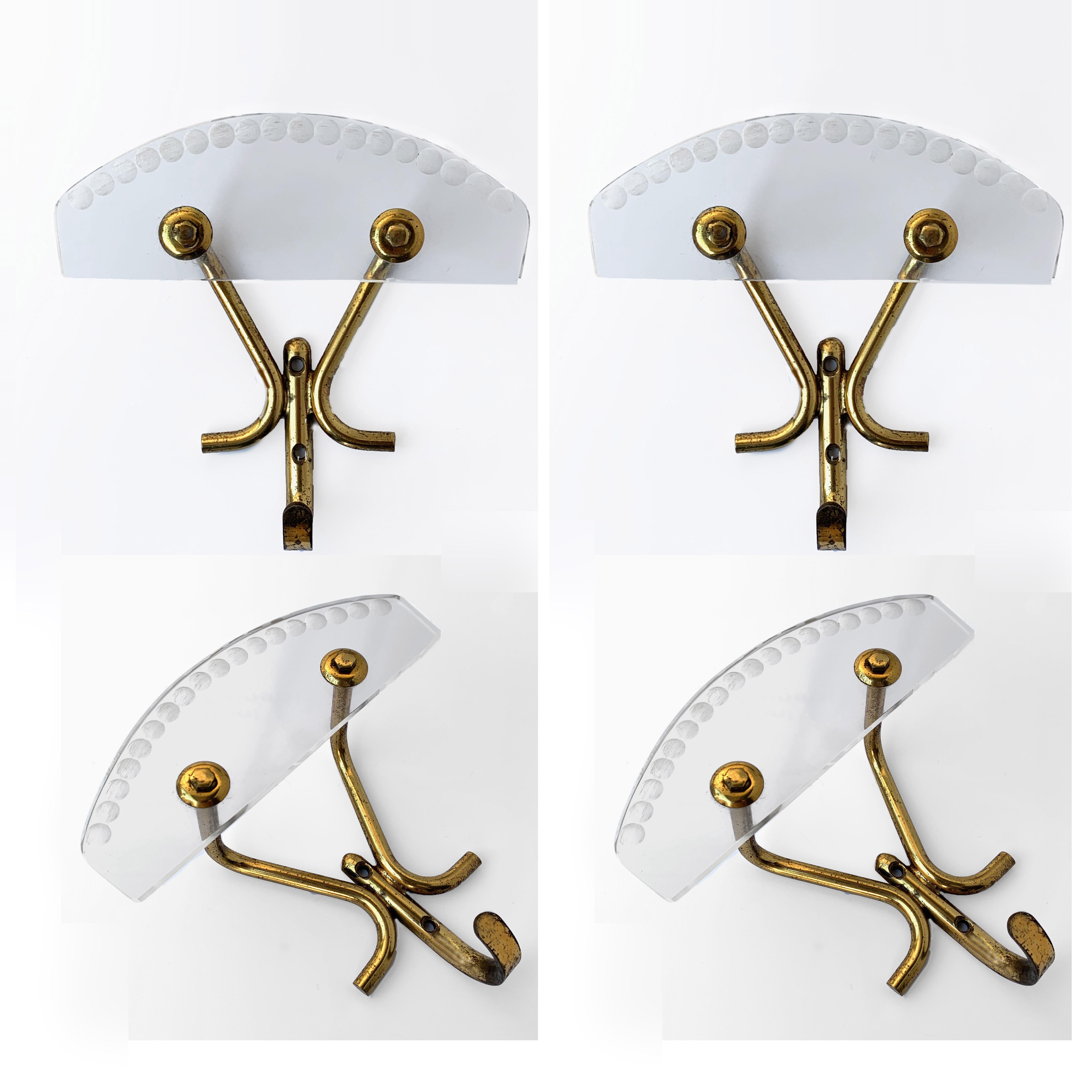 Set of Four Hangers Made of Lucite and Brass, Italy, 1950s, Coat Hangers For Sale 1