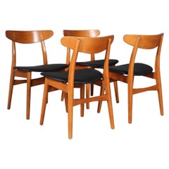 Set of Four Hans J. Wegner Dining Chairs Model CH-30 in Beech