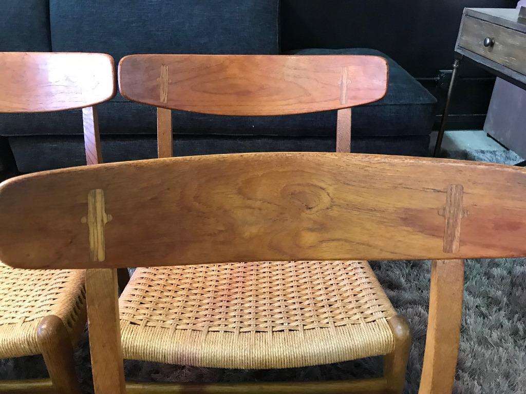 Mid-20th Century Hans Wegner Set of Four Mid-Century Modern Classic CH23 Dining Chairs For Sale