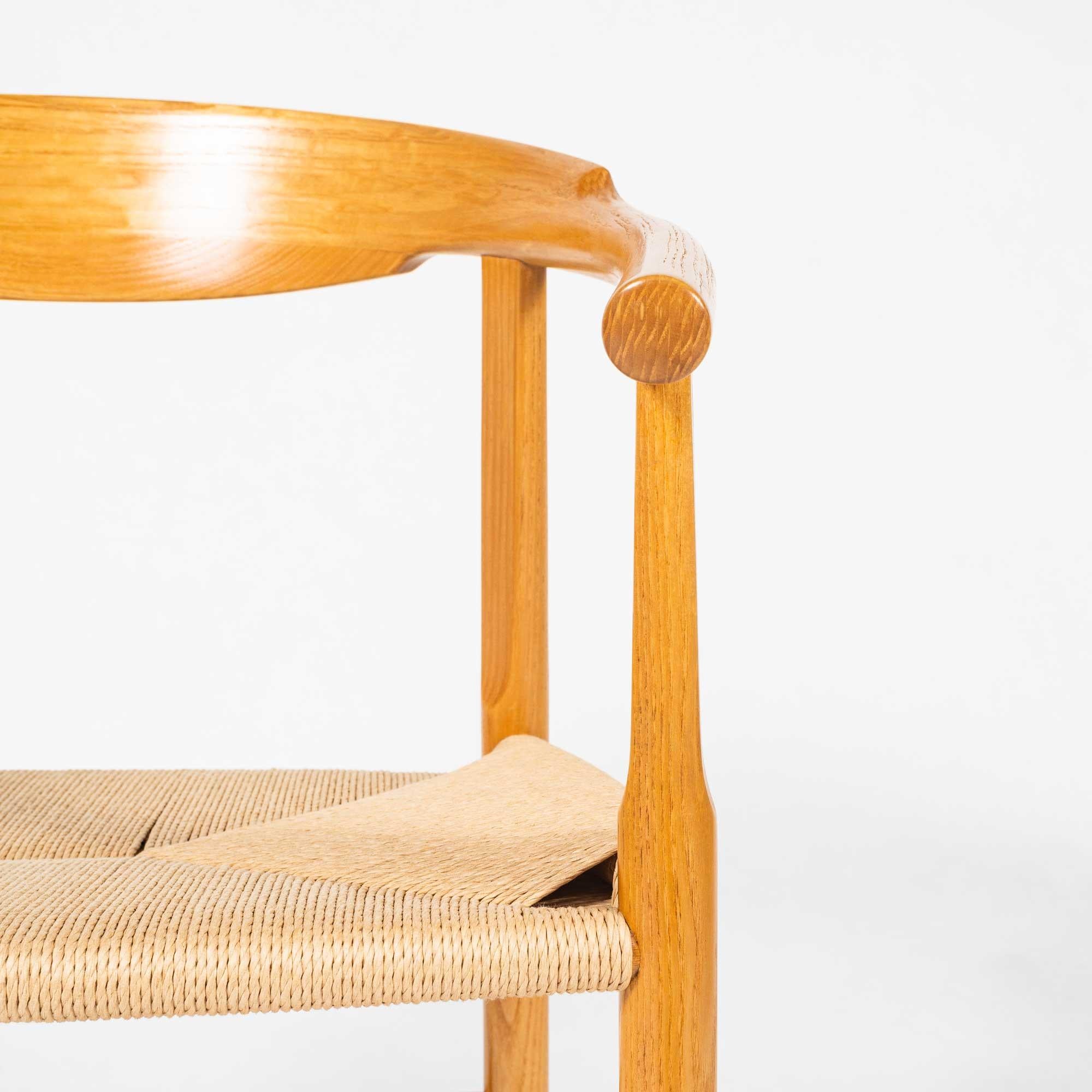 Set of Four Hans Wegner for PP Møbler PP 209 Chairs in Oiled Oak and Papercord For Sale 2