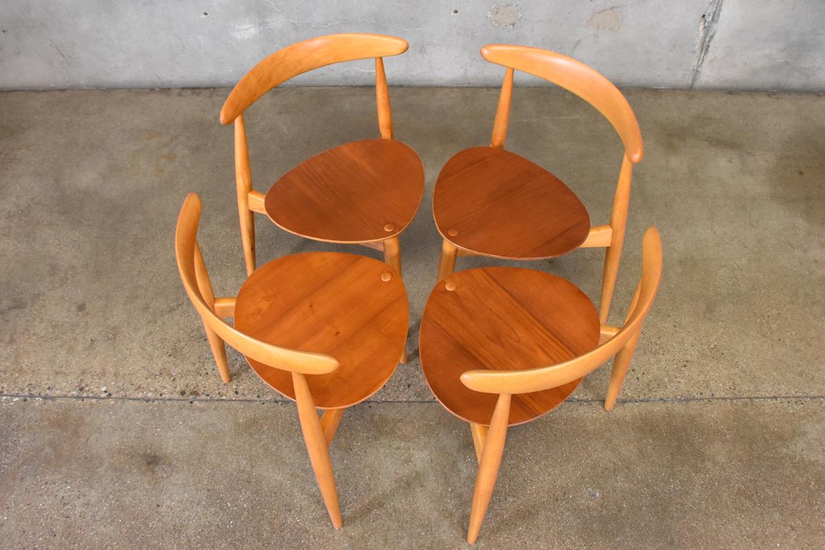 Set of Four Hans Wegner Heart Chairs For Sale 1