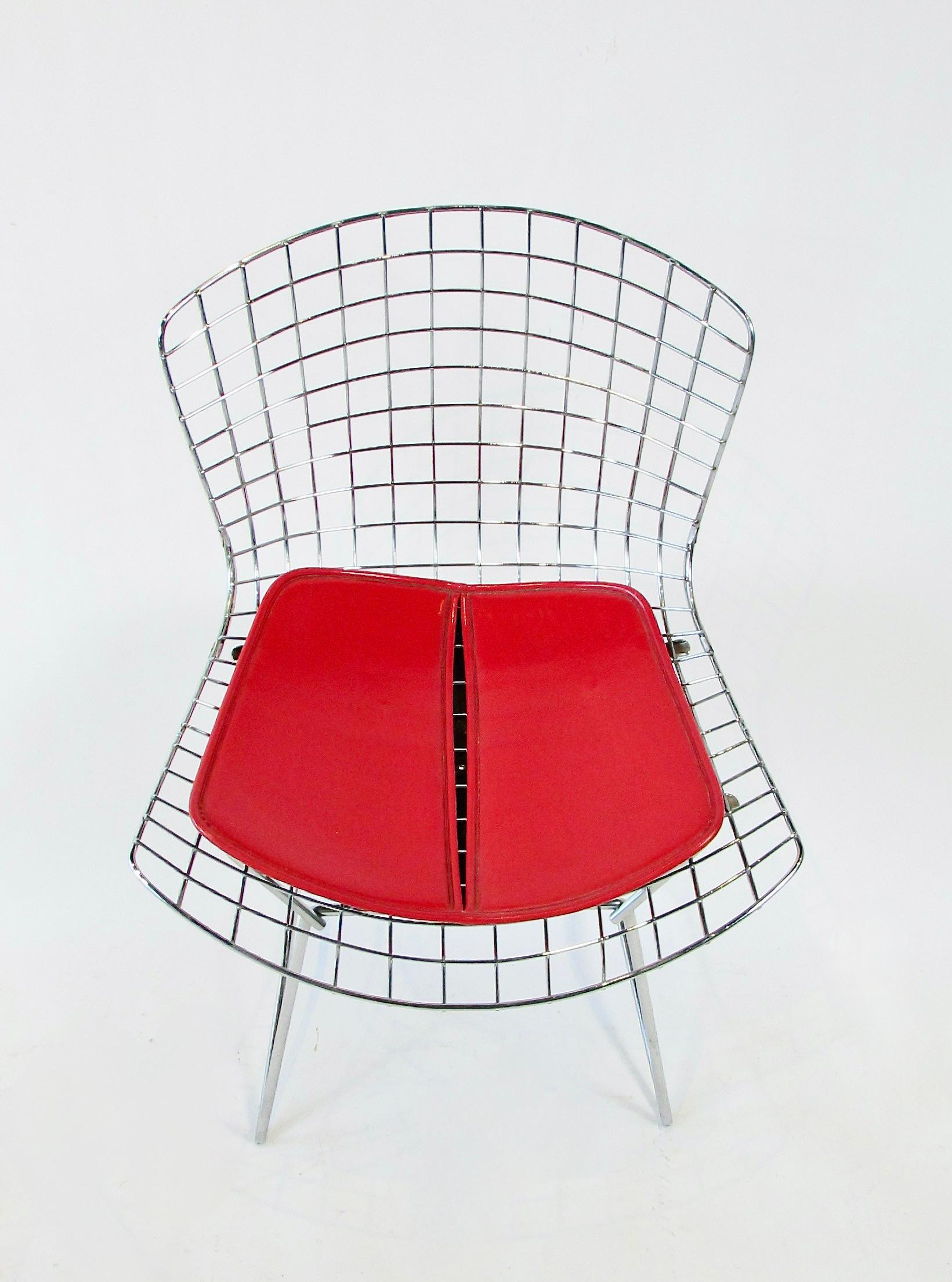 Set of four Harry Bertoia for Knoll chrome dining chairs with deep red cushions 7