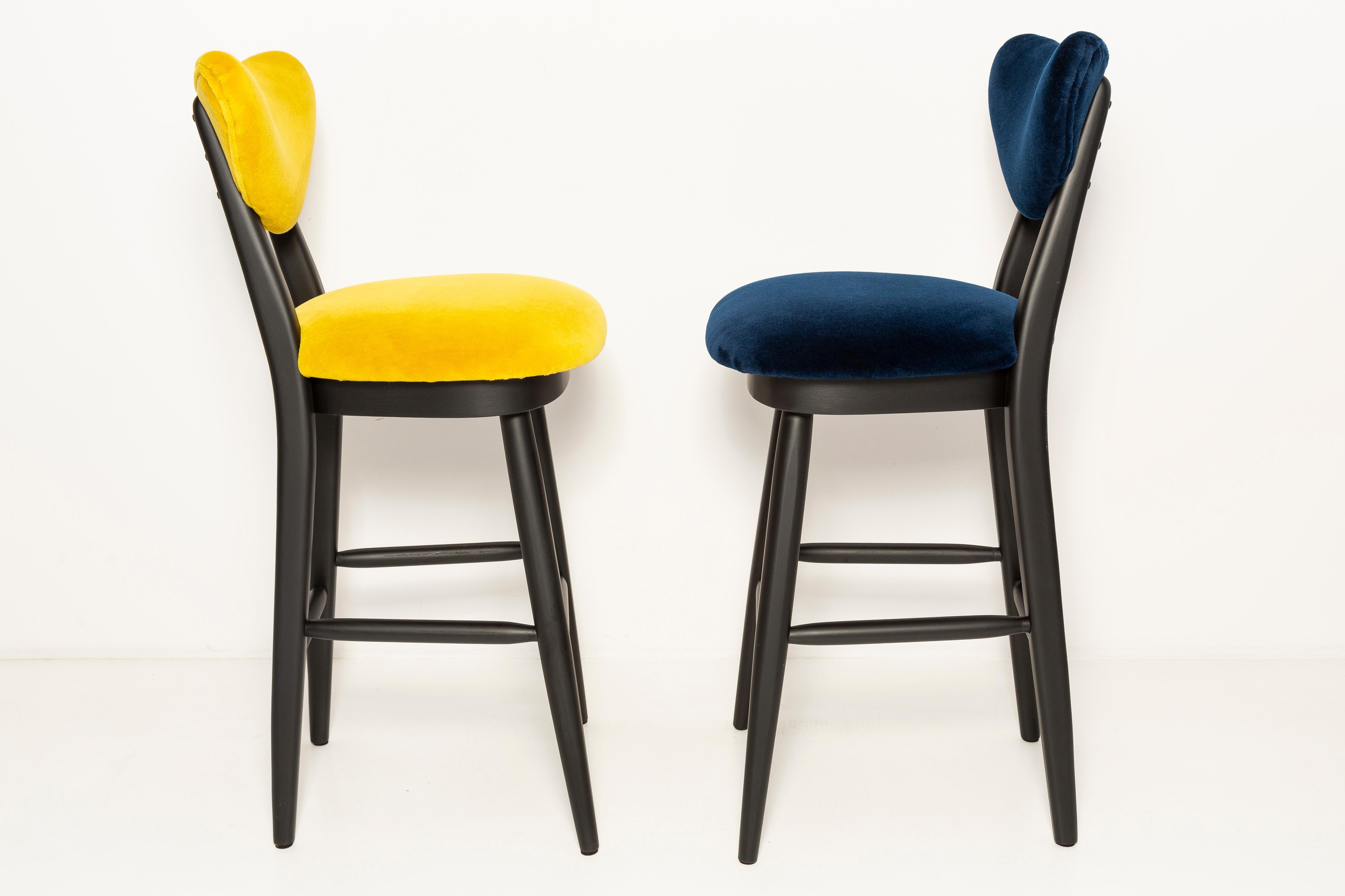 Polish Set of Four Heart Bar Stools, Alpaca Wool, by Vintola Studio, Europe, Poland. For Sale