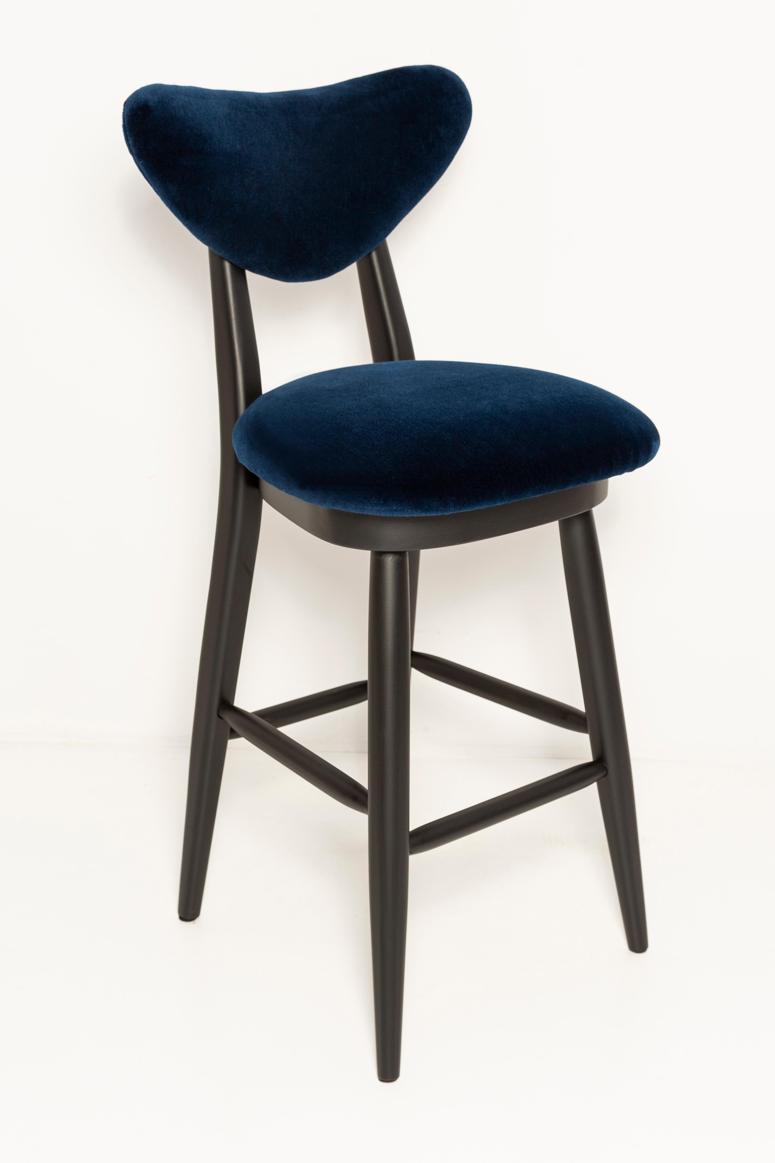Set of Four Heart Bar Stools, Alpaca Wool, by Vintola Studio, Europe, Poland. In New Condition For Sale In 05-080 Hornowek, PL