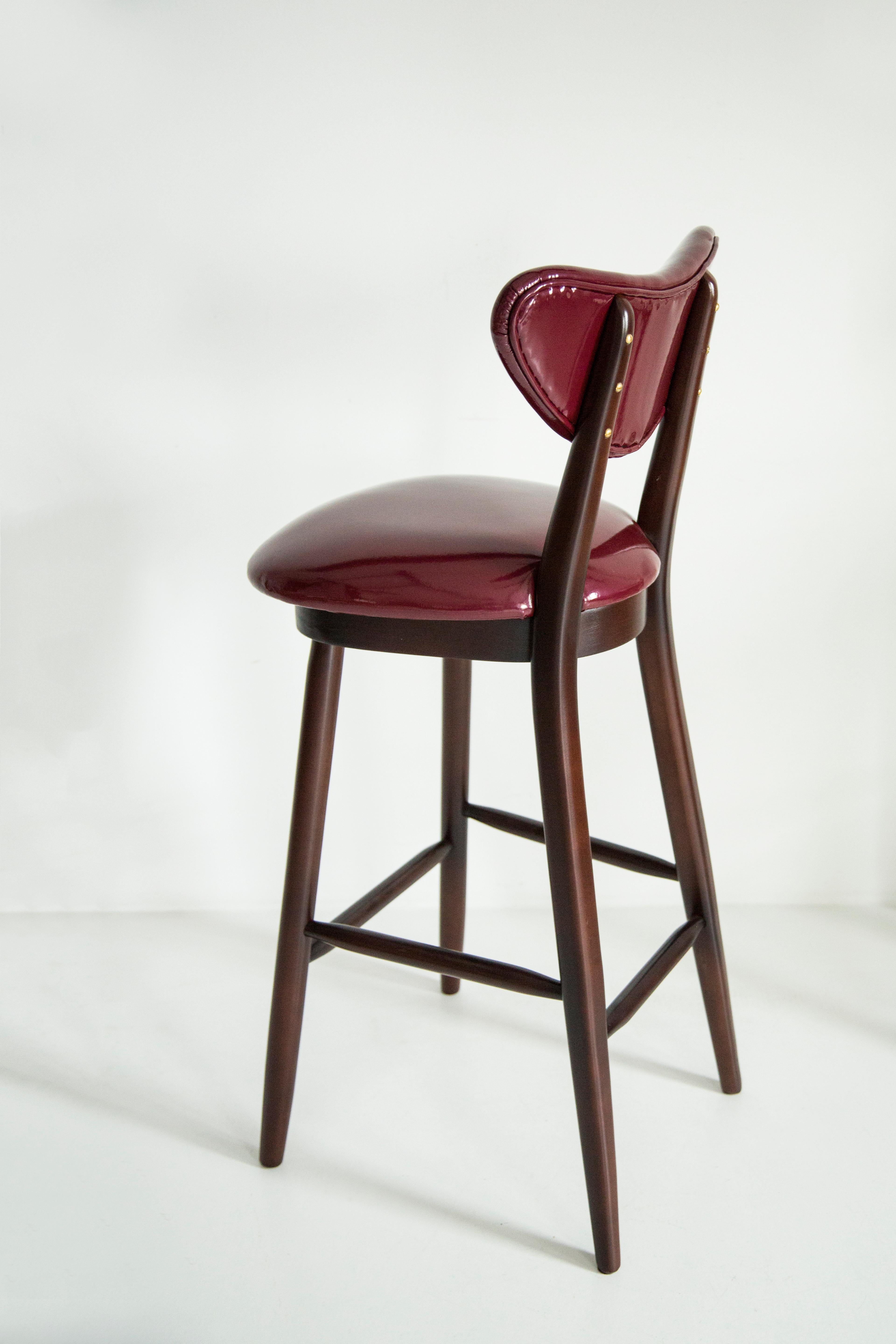 Ensemble de quatre tabourets de bar à cœur, par Vintola Studio, Europe, Pologne. en vente 5