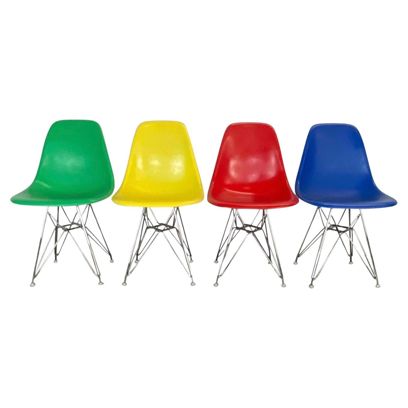 Set of Four Herman Miller Eames Dining Chairs