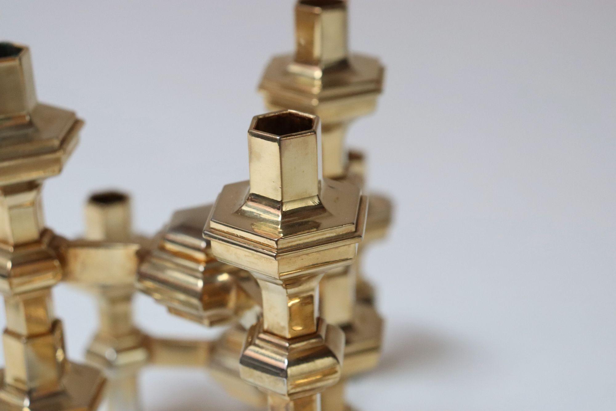 Set of Four Hexagonal-Form Stackable Brass Candleholders by Nagel Geschenke For Sale 7
