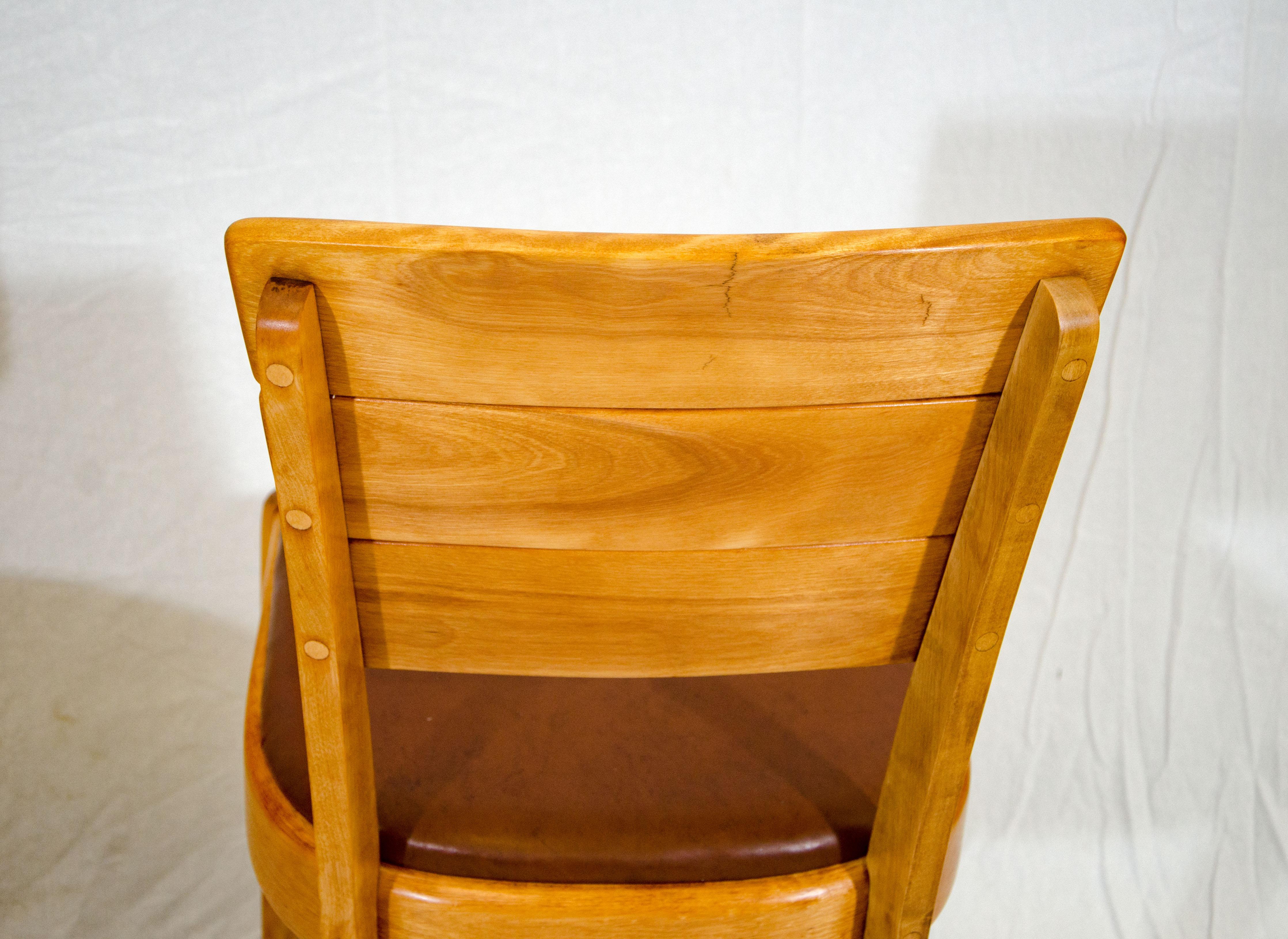 Set of Four Heywood Wakefield Dining Chairs, C3714 In Good Condition In Crockett, CA