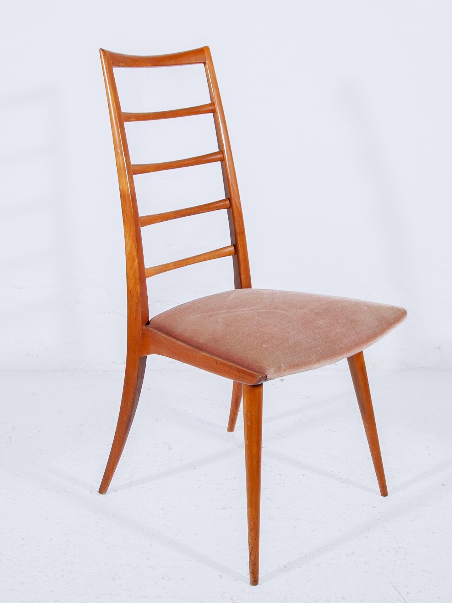 Mid-Century moderno Set di quattro sedie da pranzo a scaletta con schienale alto disegnate da Dettinger, Germania in vendita