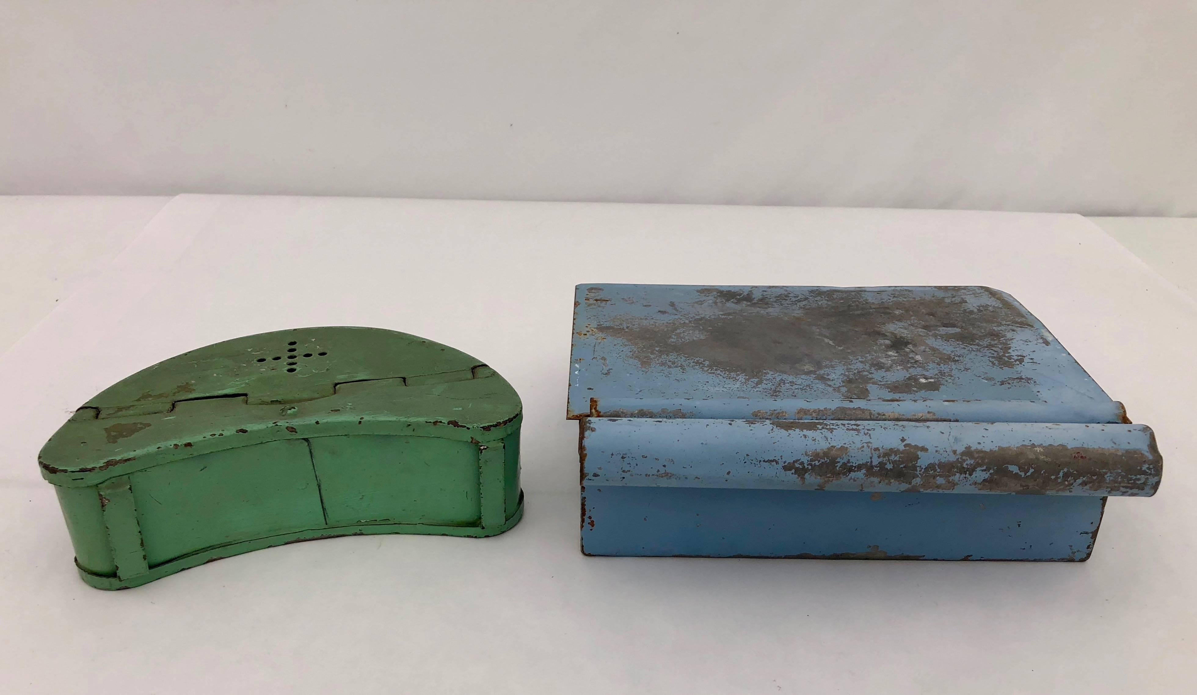 Set of Four Hinged Tin Boxes Blue, Green, Yellow, Brown For Sale 3