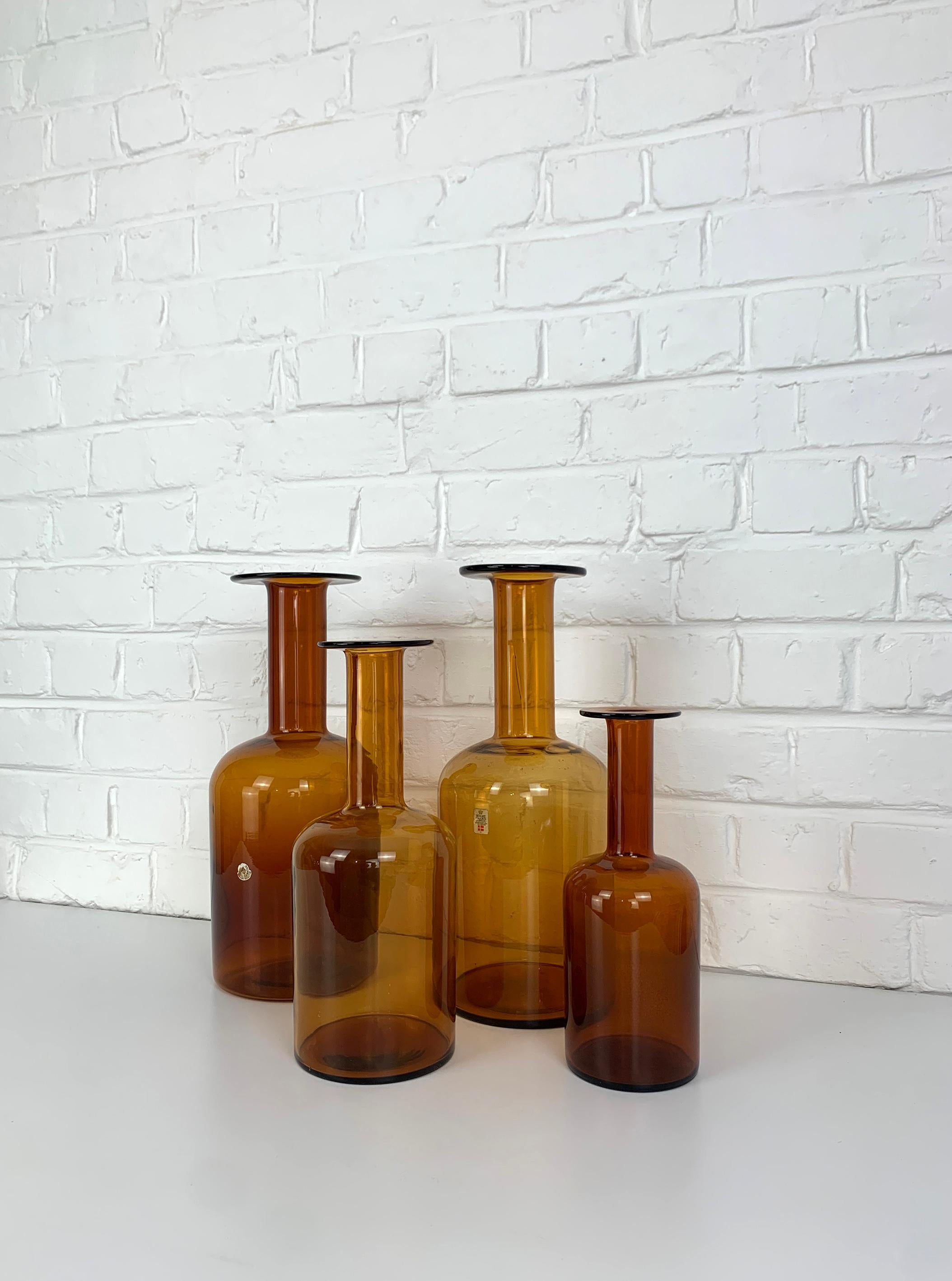 20th Century Set of Four Holmegaard Gulv Vases by Otto Brauer in Amber For Sale