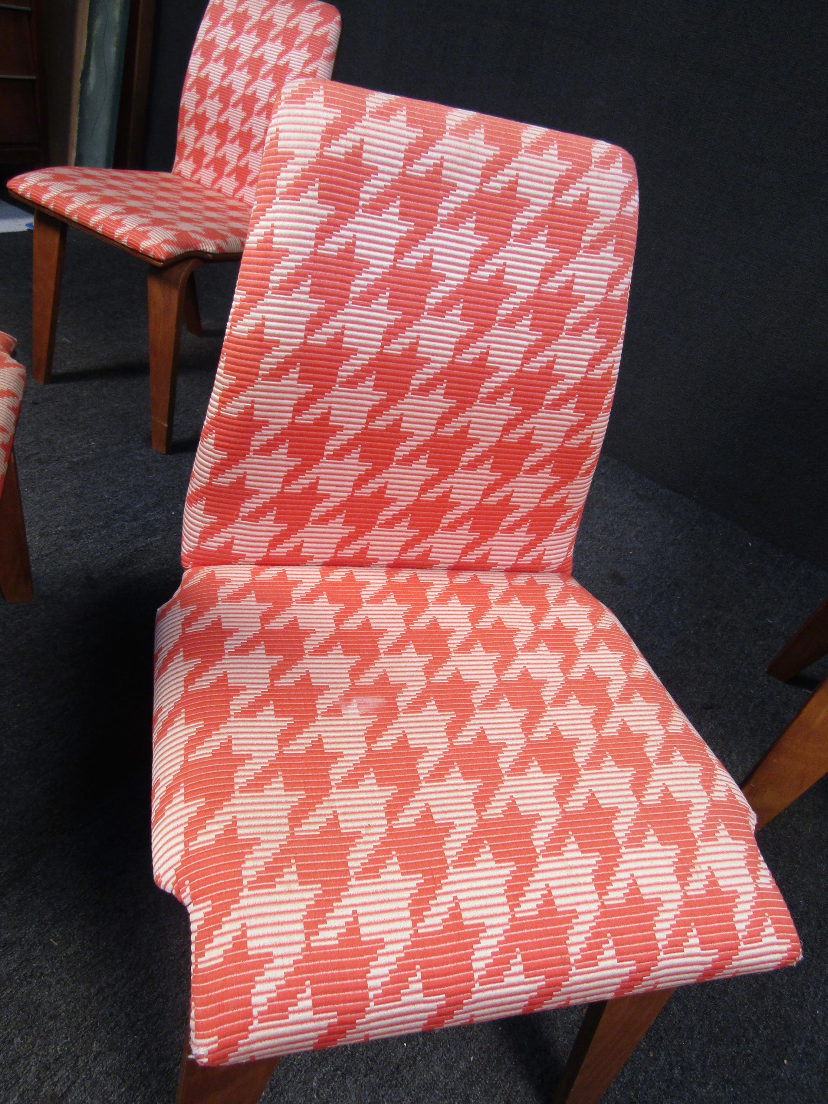 Mid-20th Century Set of Four Hounds-Tooth Bentwood Dining Chairs